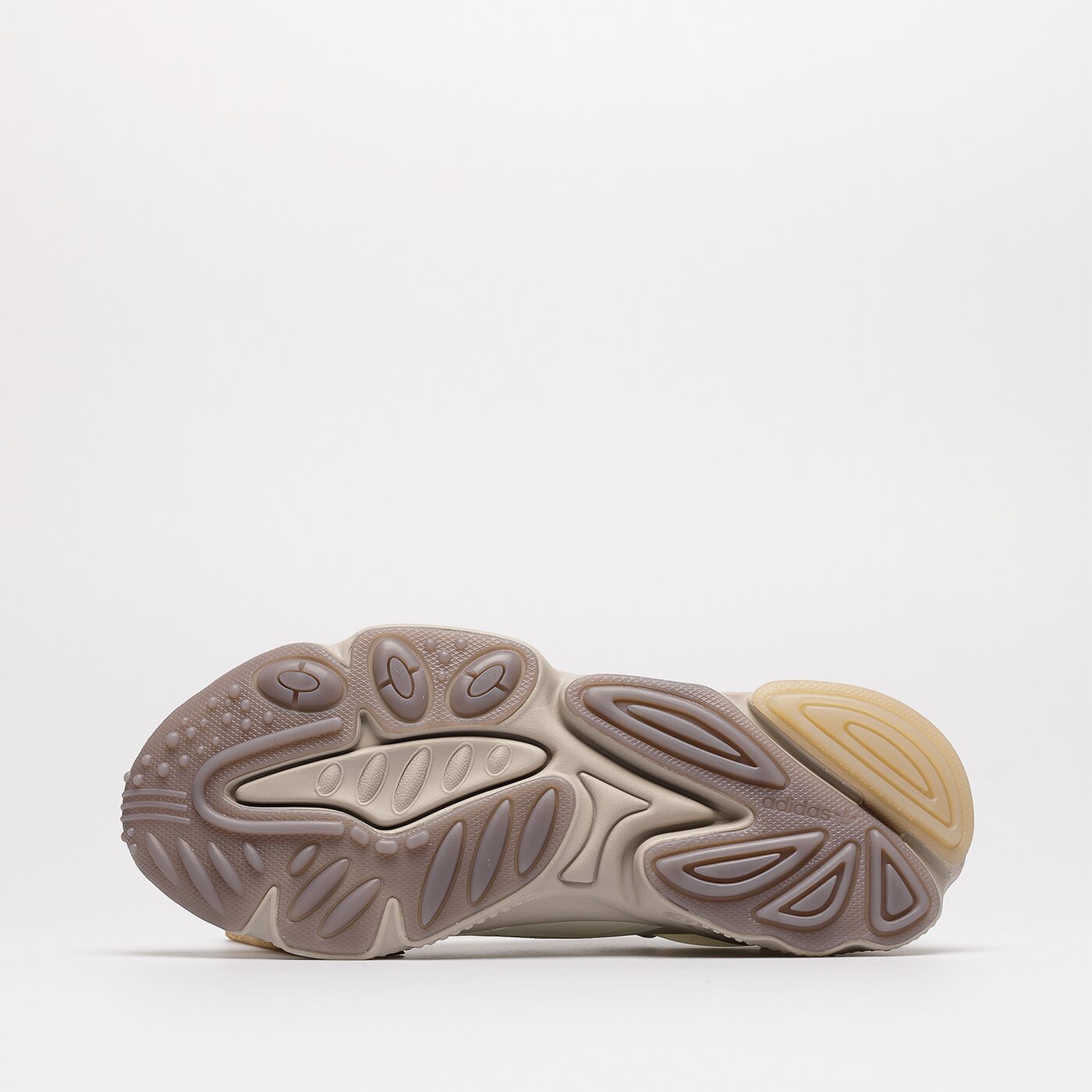 Мъжки маратонки ADIDAS OZWEEGO h03403 цвят бежов