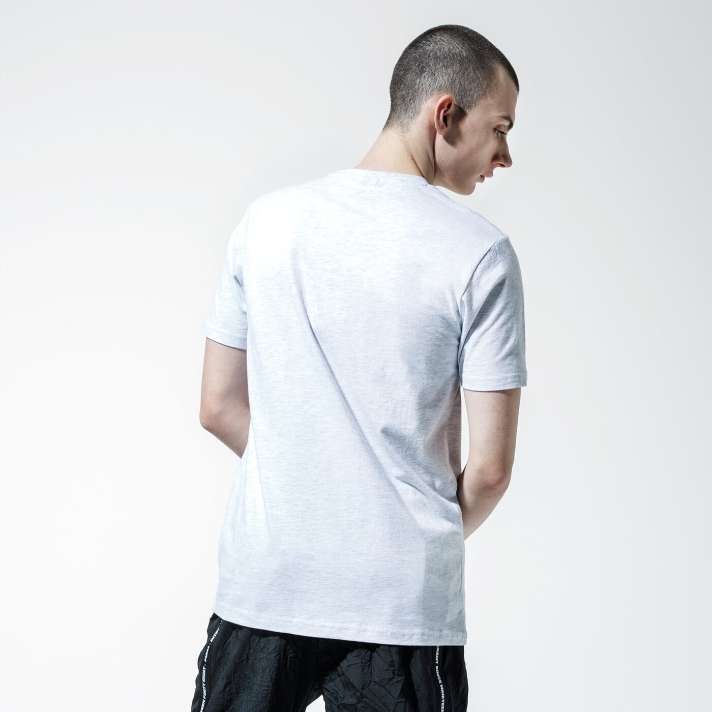 Мъжка тениска ELLESSE ТЕНИСКА TEDI she09993whitemarl цвят сив