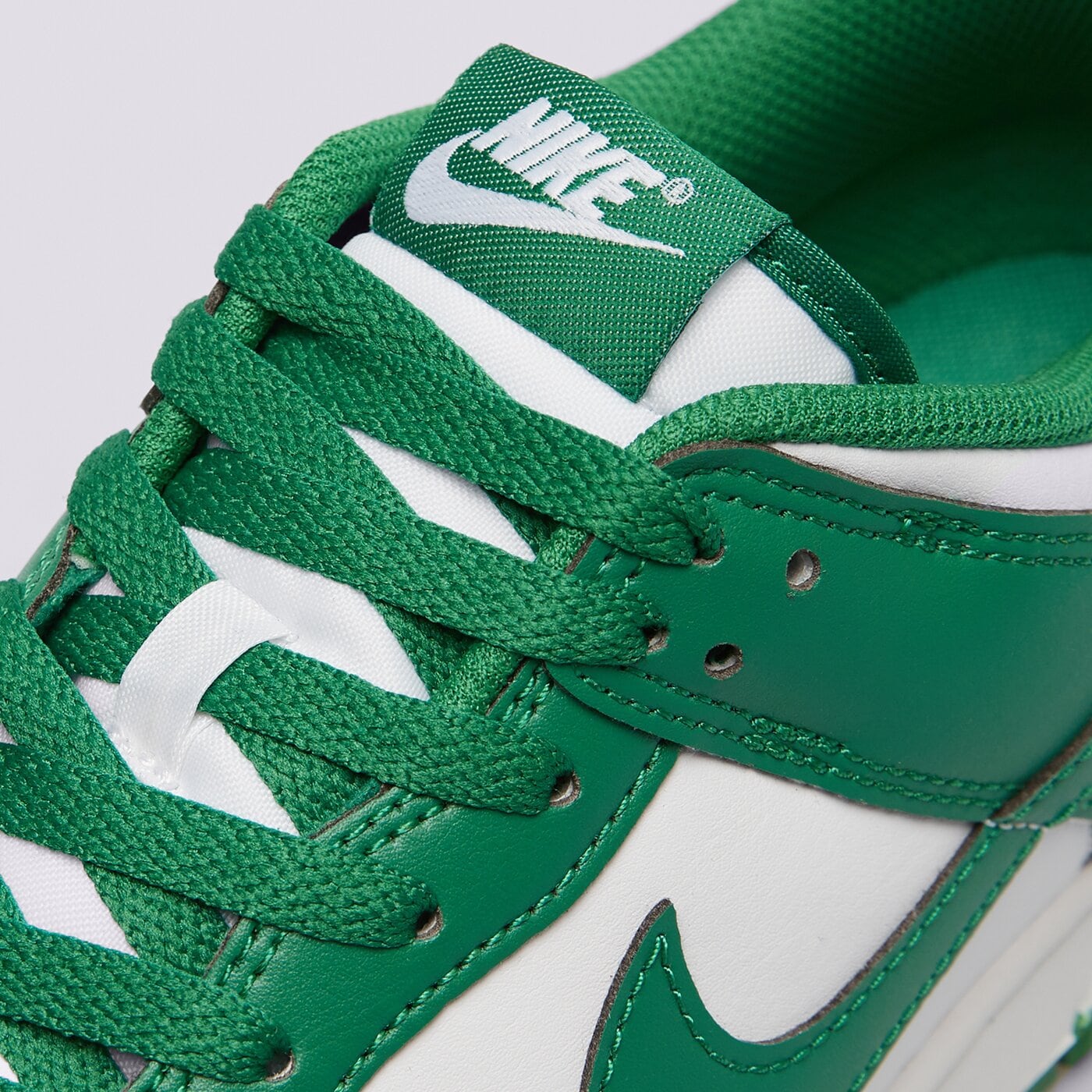 Мъжки маратонки NIKE DUNK LOW RETRO hf5441-101 цвят зелен