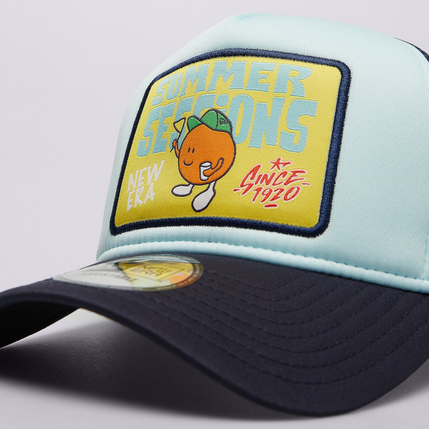 Мъжка шапка с козирка NEW ERA ШАПКА NE PATCH TRUCKER NONE 60503526 цвят тъмносин