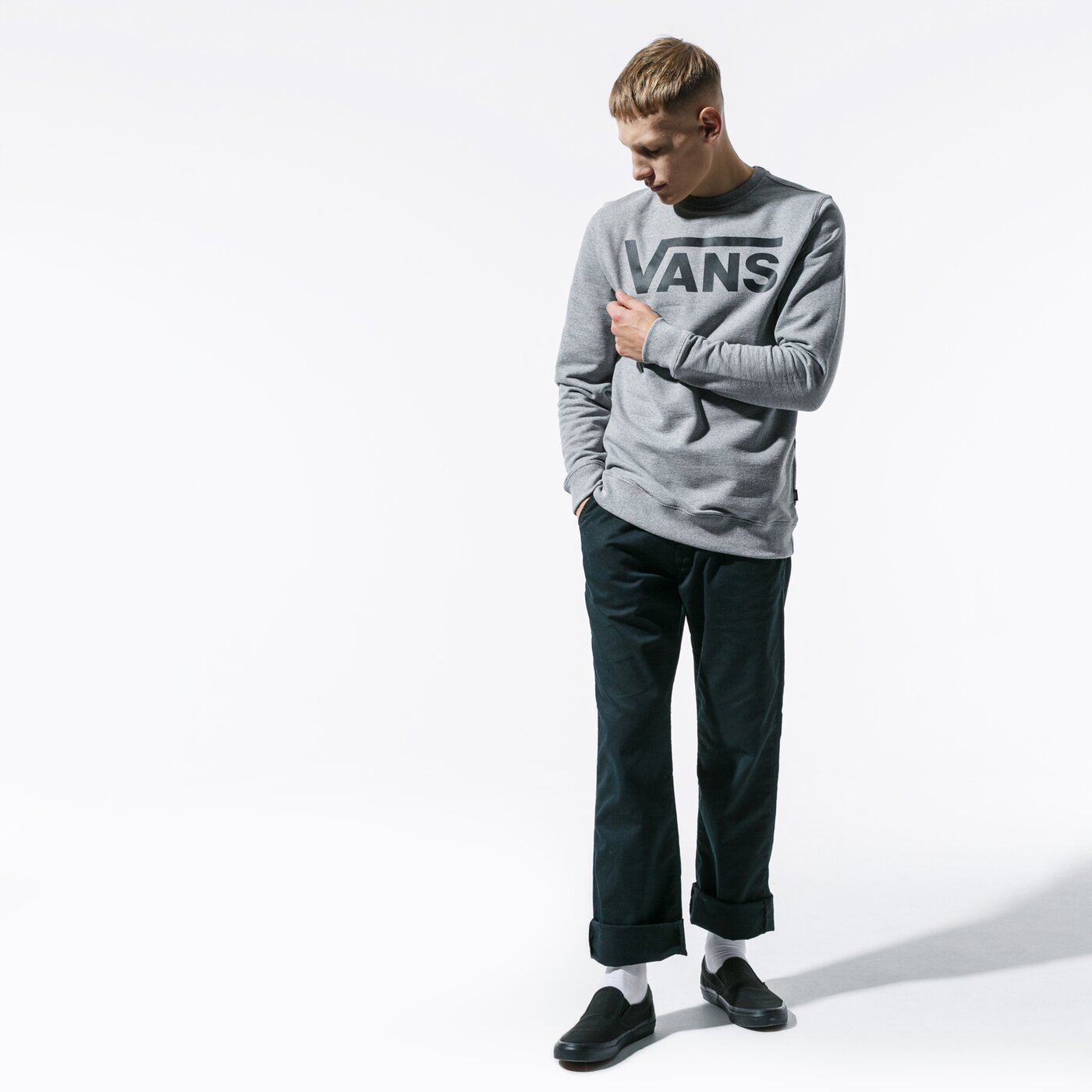 Мъжки суичър VANS СУИТЧЪР VANS CLASSIC CREW II HEATHER/BLACK vn0a456aady1 цвят сив