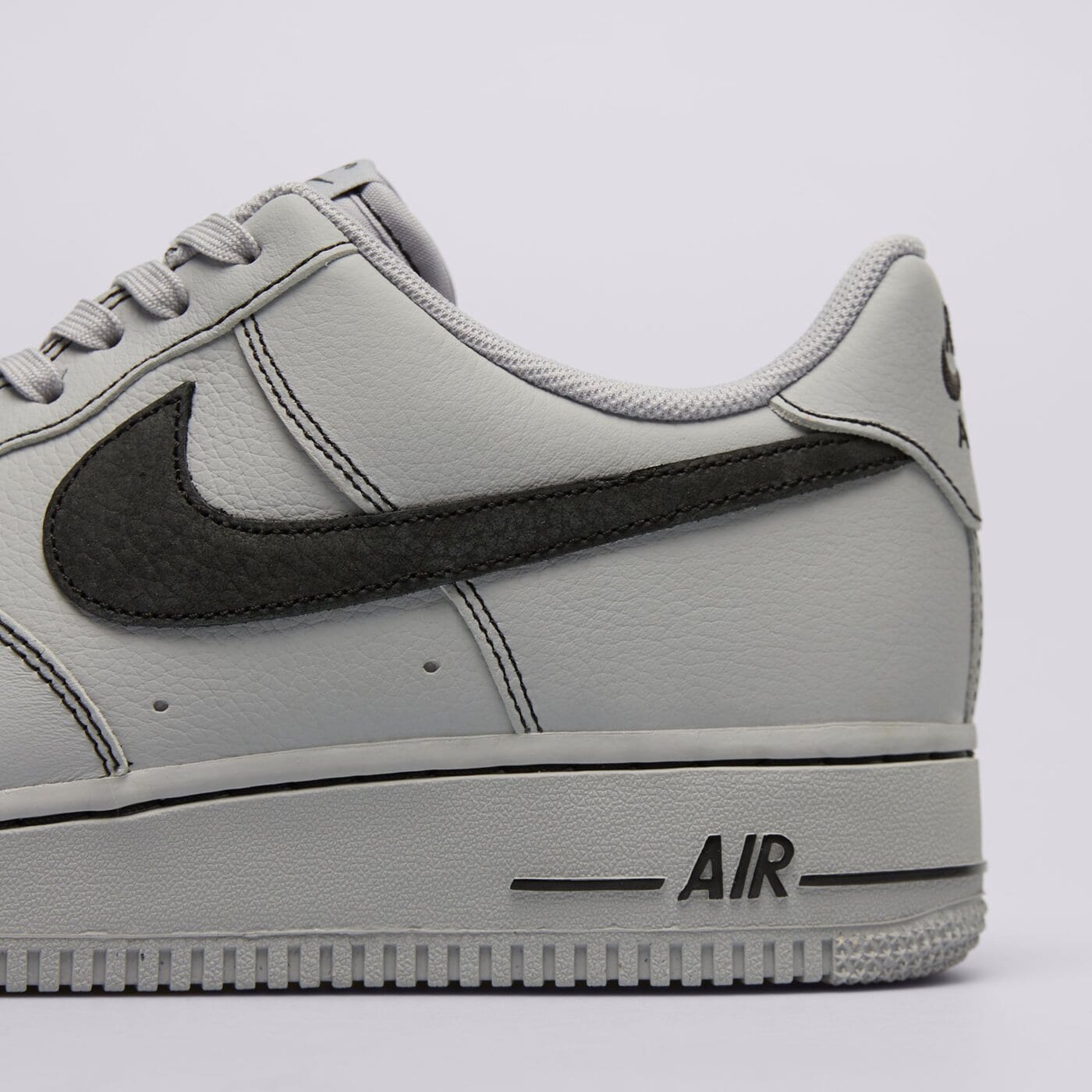 Мъжки маратонки NIKE AIR FORCE 1 '07 LV8 hq2037-004 цвят сив