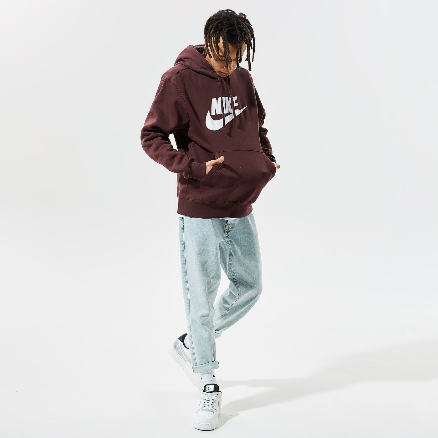 Мъжки суичър NIKE СУИТЧЪР С КАЧУЛКА SPORTSWEAR CLUB FLEECE bv2973-263 цвят бордо