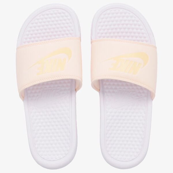 Дамски чехли и сандали NIKE BENASSI PASTEL QS aa4150-800 цвят бял