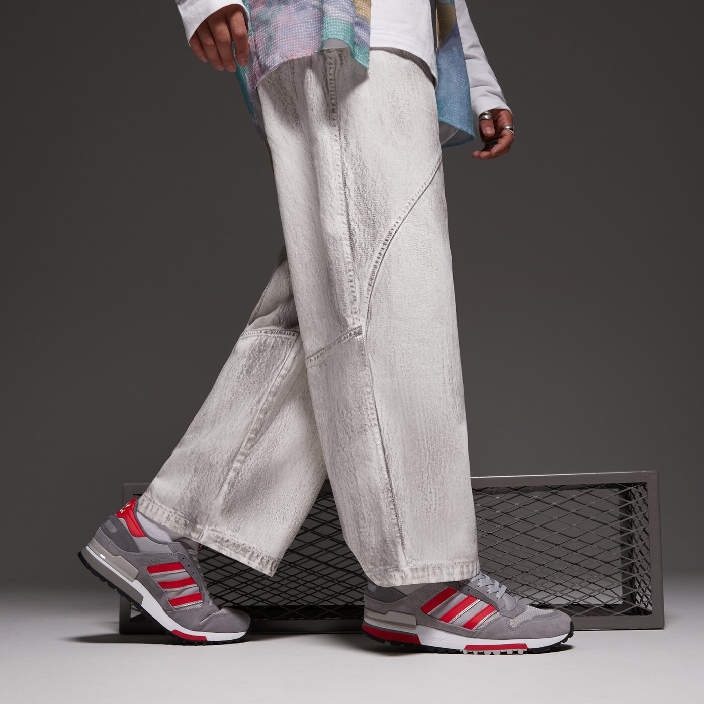 Мъжки маратонки ADIDAS ZX 600  jp8182 цвят сив