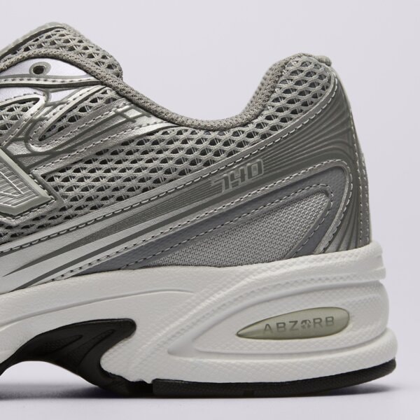 Дамски маратонки NEW BALANCE U740V2 u740sg2 цвят сив