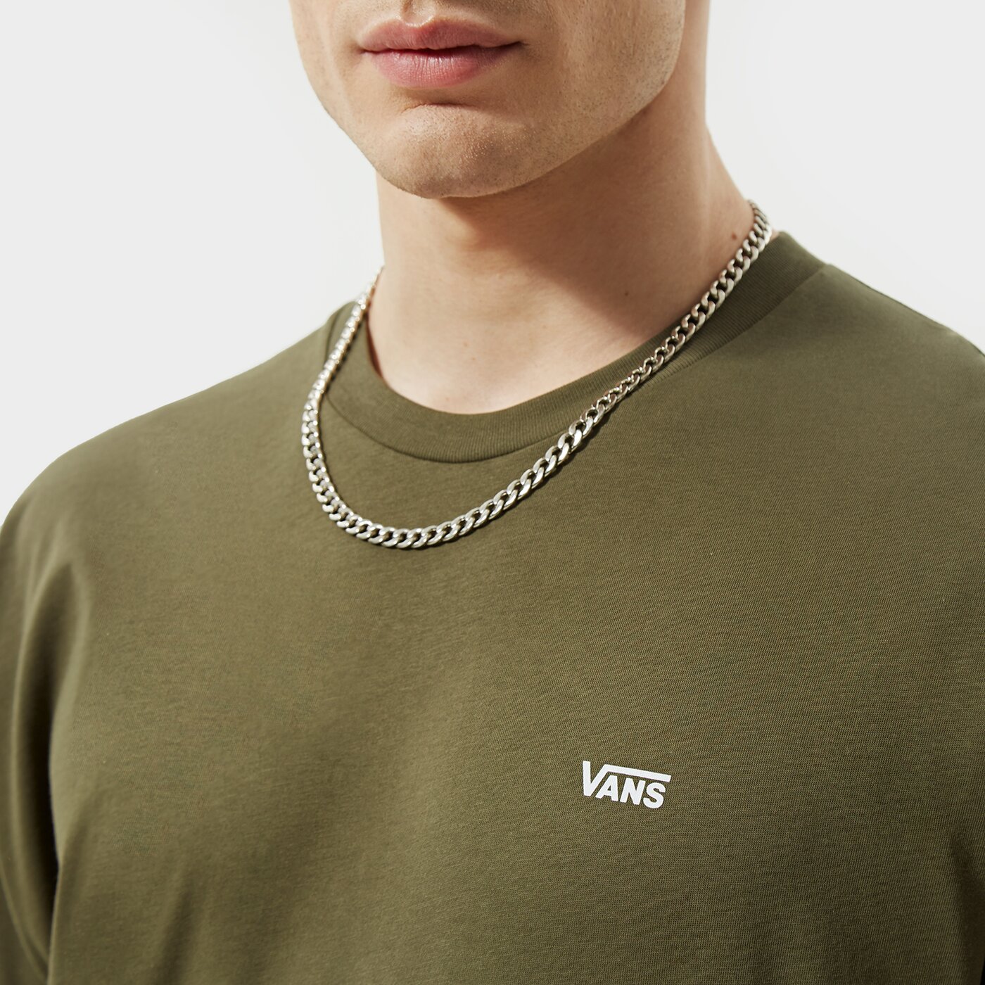 Мъжка тениска VANS ТЕНИСКА MN LEFT CHEST LOGO TEE GREAPE LEAF vn0a3czekcz1 цвят каки