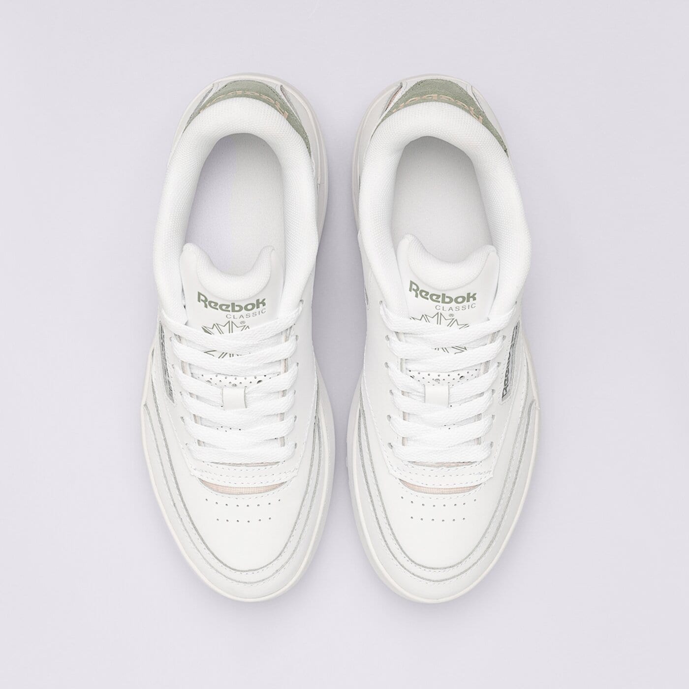 Дамски маратонки REEBOK CLUB C EXTRA ig7513 цвят бял