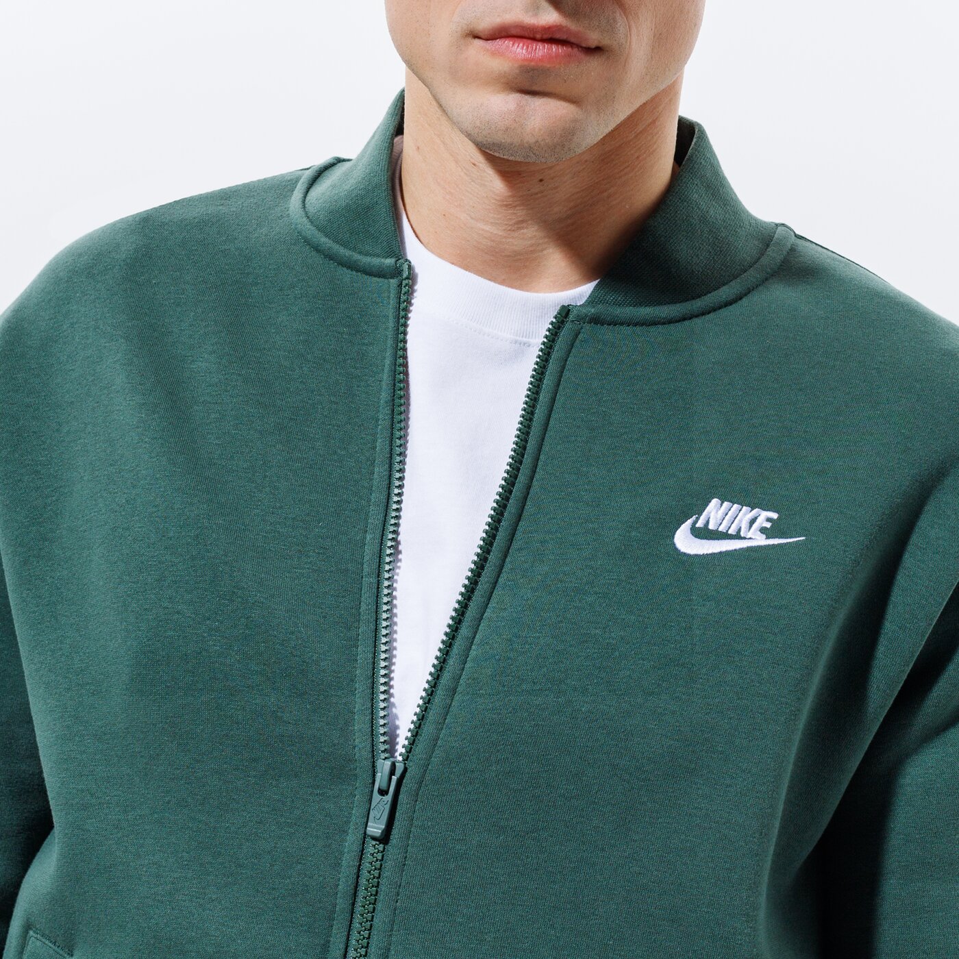 Мъжки суичър NIKE СУИТЧЪР СЪС ЗАКОПЧАВАНЕ   SPORTSWEAR CLUB FLEECE bv2686-337 цвят каки