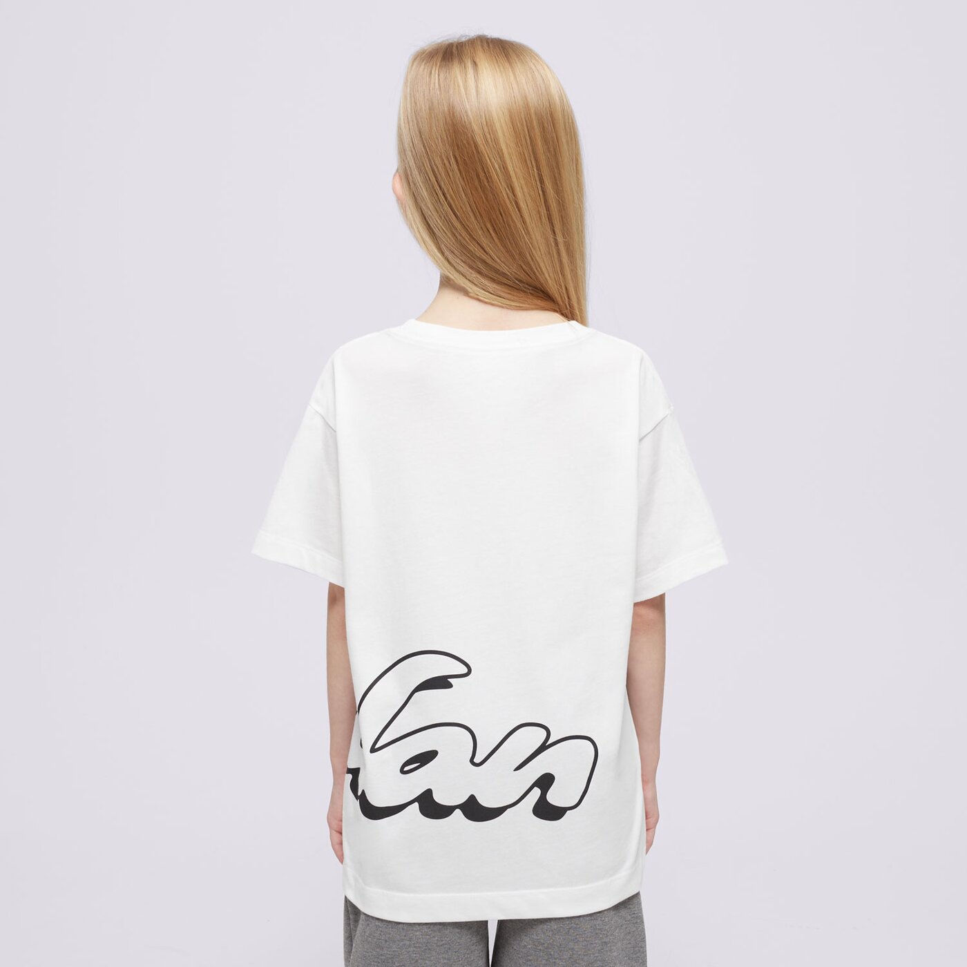 Детска тениска JORDAN ТЕНИСКА JDG JM ENCHANTMENT SCRIPT SS T GIRL 45d552-001 цвят бял