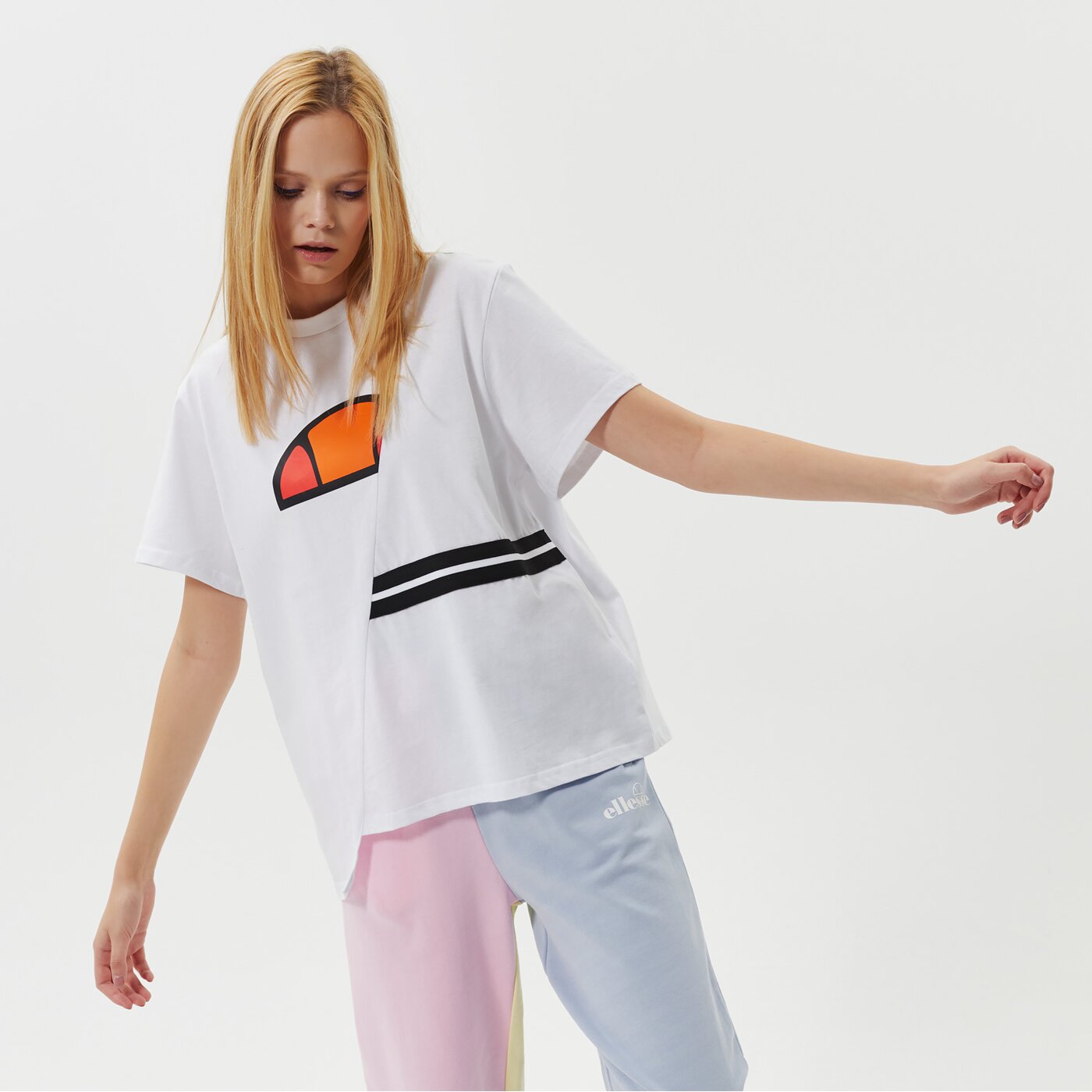 Дамска тениска ELLESSE ТЕНИСКА ALIBI OVERSIZED ТЕНИСКА WHT sgi11010908 цвят бял