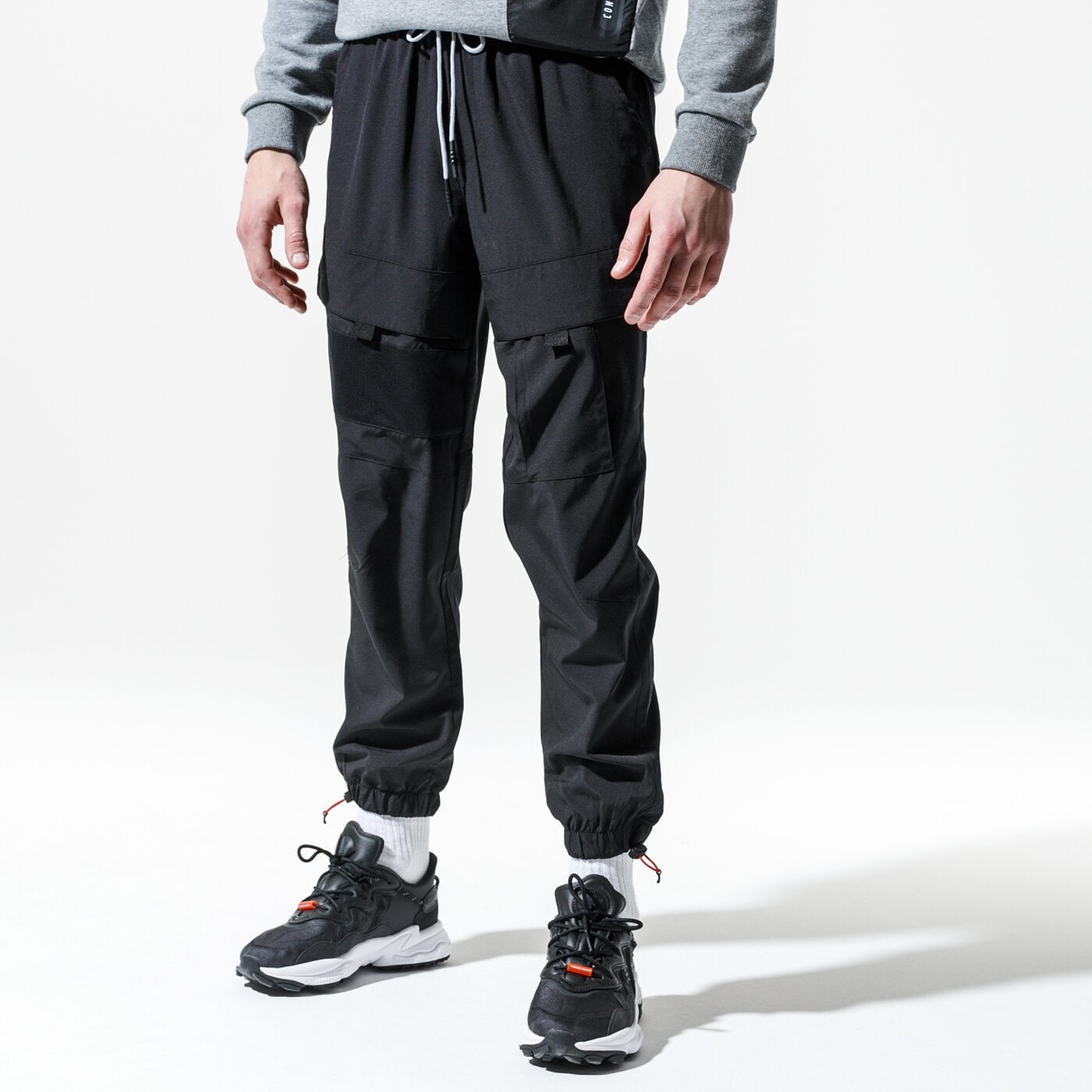 Мъжки панталони CONFRONT ПАНТАЛОНИ GREYJOY cf120spm36001 цвят черен