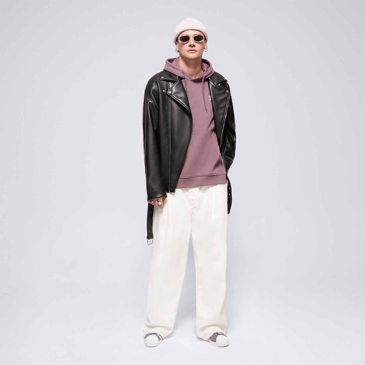 Мъжки суичър ADIDAS СУИТЧЪР С КАЧУЛКА ESS HD ix7673 цвят виолетов