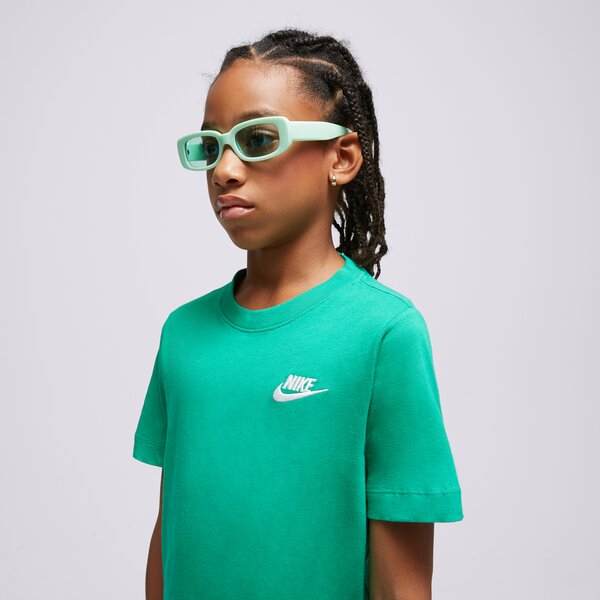 Детска тениска NIKE ТЕНИСКА NIKE SPORTSWEAR BOY ar5254-331 цвят зелен