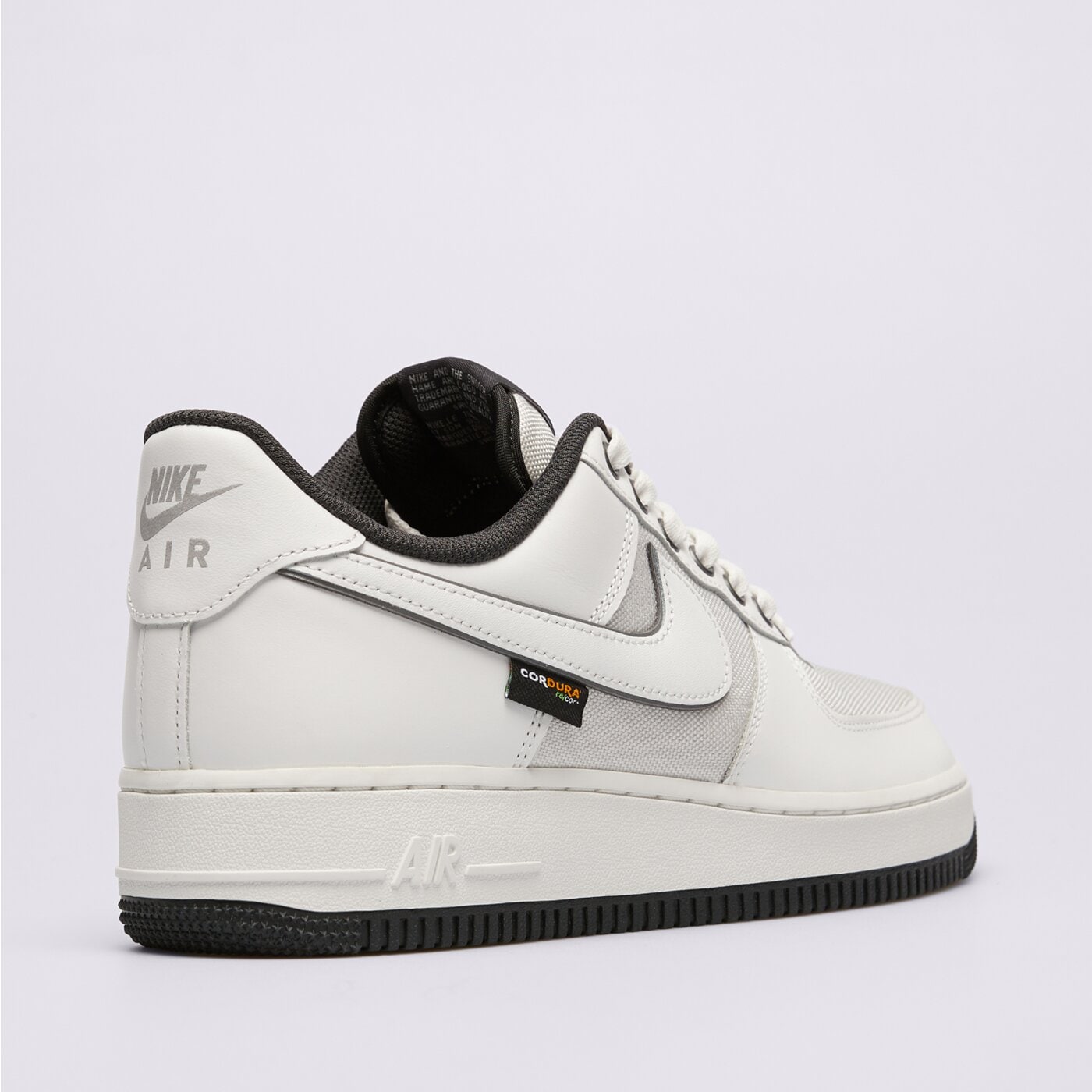 Мъжки маратонки NIKE AIR FORCE 1 '07 LV8 WNT im6001-121 цвят бял