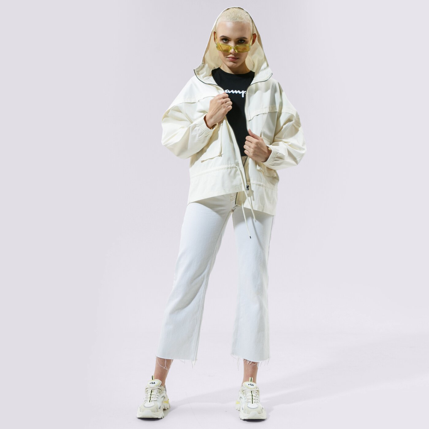 Дамска тениска CHAMPION ТЕНИСКА CREWNECK ТЕНИСКА 114780kk001 цвят черен