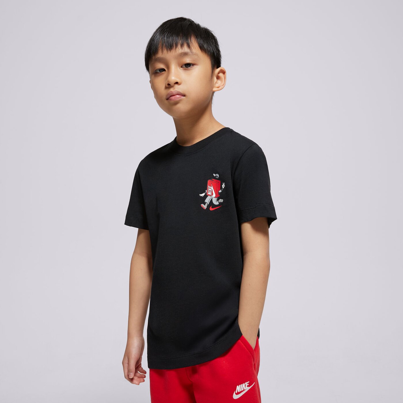 Детска тениска NIKE ТЕНИСКА K NSW TEE BOXY 1 JDI MUSIC BOY hm5660-010 цвят черен
