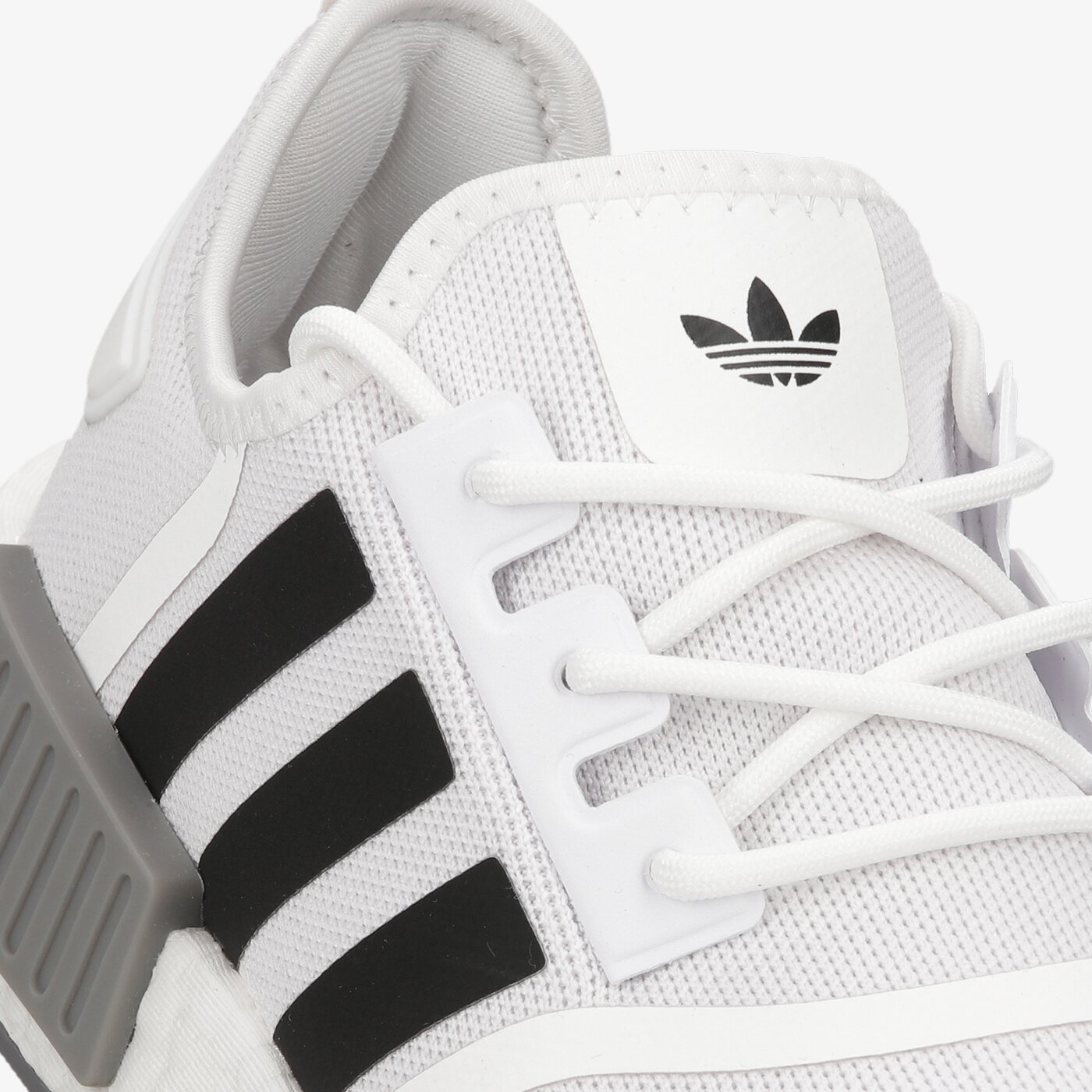 Мъжки маратонки ADIDAS NMD_R1 PRIMEBLUE gz9261 цвят бял