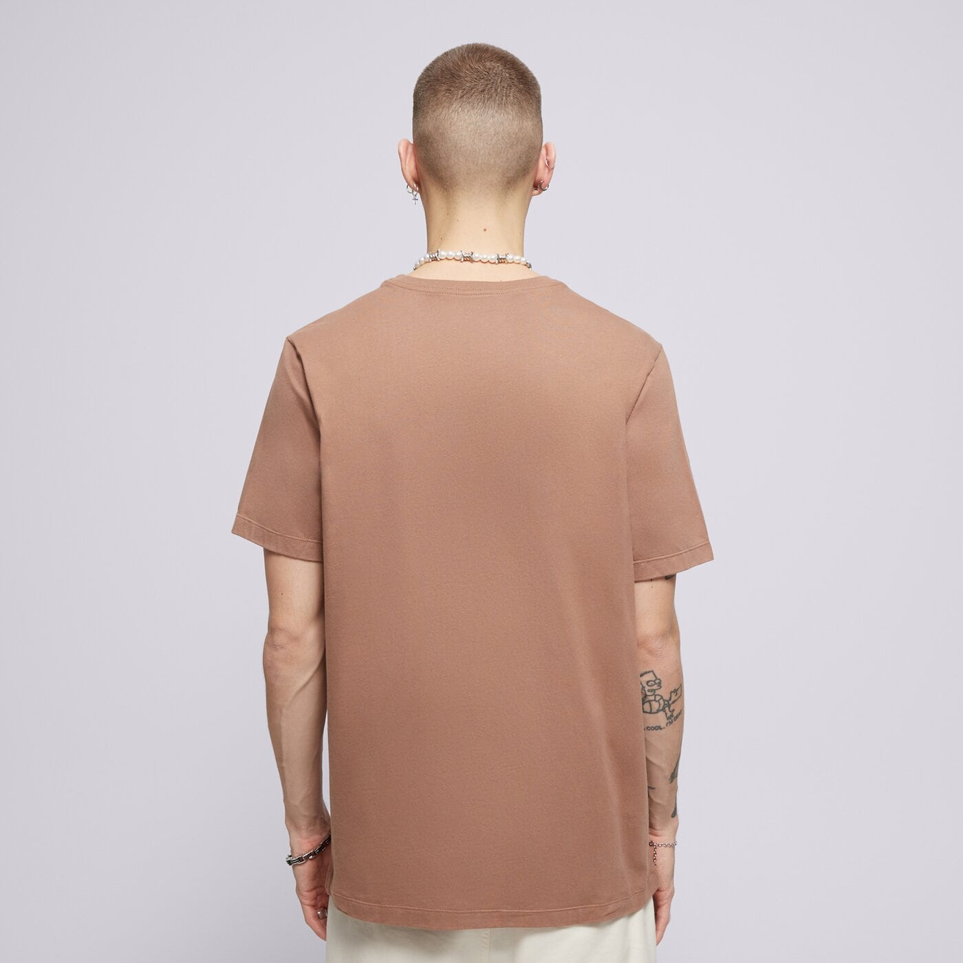 Мъжка тениска JORDAN ТЕНИСКА M J JUMPMAN EMB SS CREW dc7485-223 цвят бежов