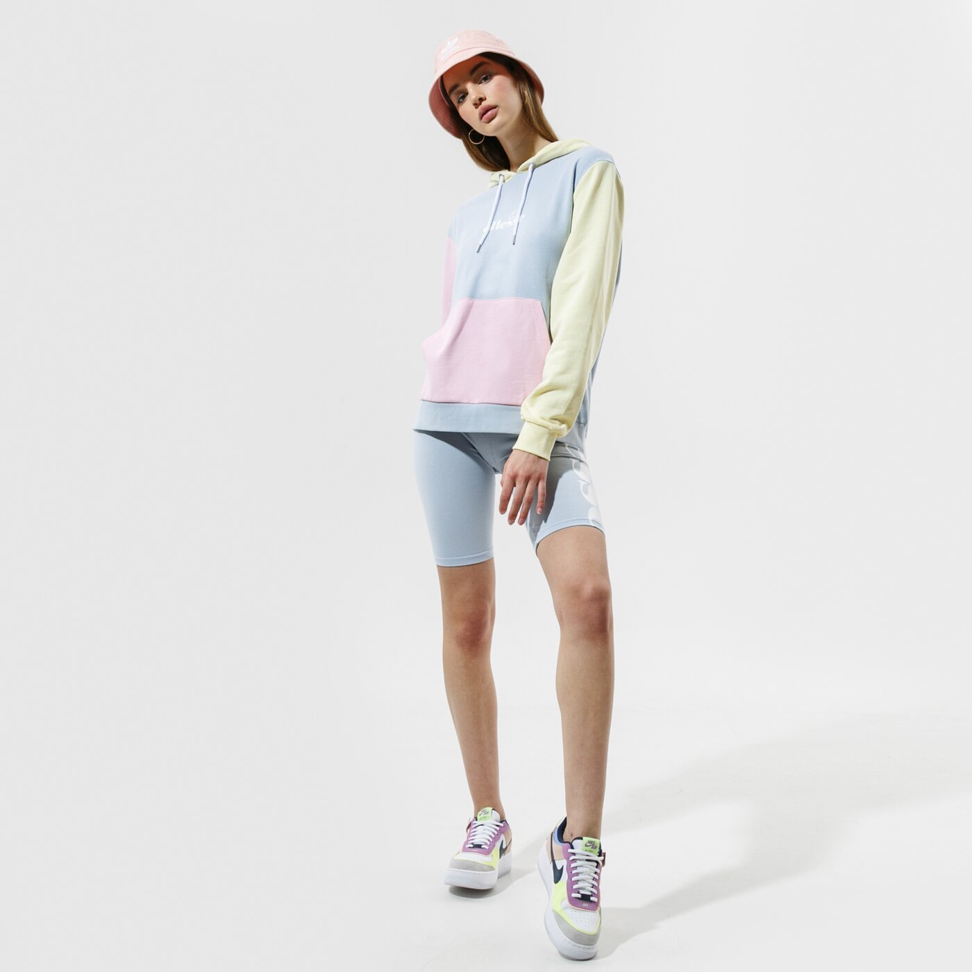 Дамски къси панталони ELLESSE ШОРТИ GIORNATA SHORT LBLUE sgj11877426 цвят син