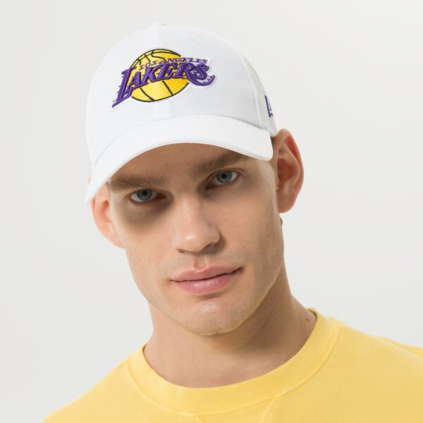 Мъжка шапка с козирка NEW ERA ШАПКА 940 TRUCKER LAKERS LOS ANGELES LAKERS WHIOTC 60240403 цвят бял