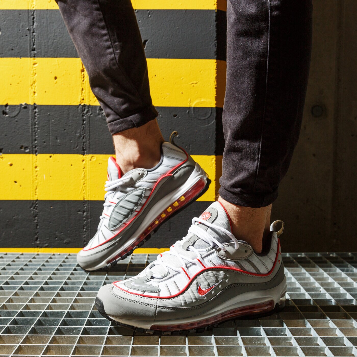 Мъжки маратонки NIKE AIR MAX 98 ci3693-001 цвят сив