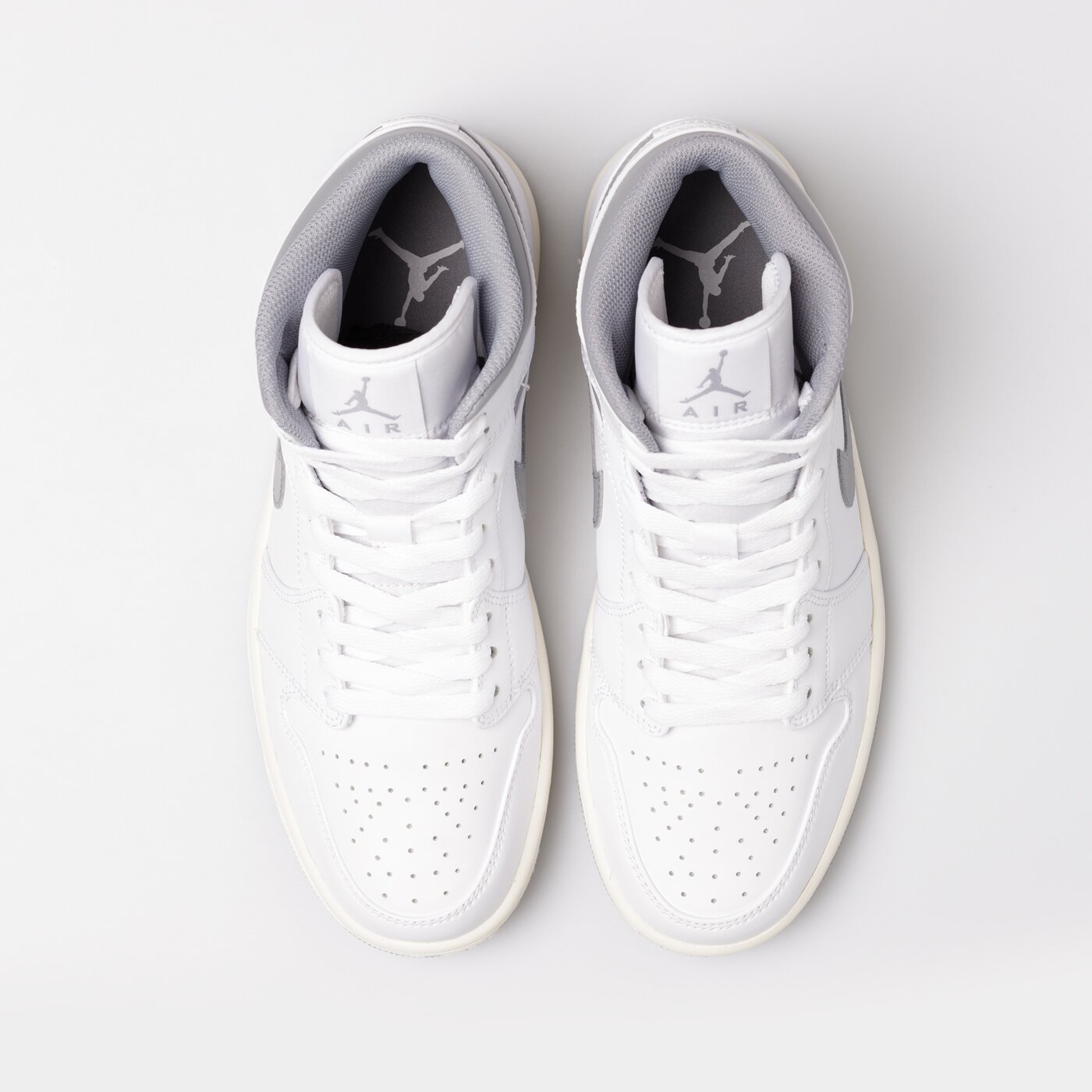 Мъжки маратонки AIR JORDAN 1 MID  554724-135 цвят бял