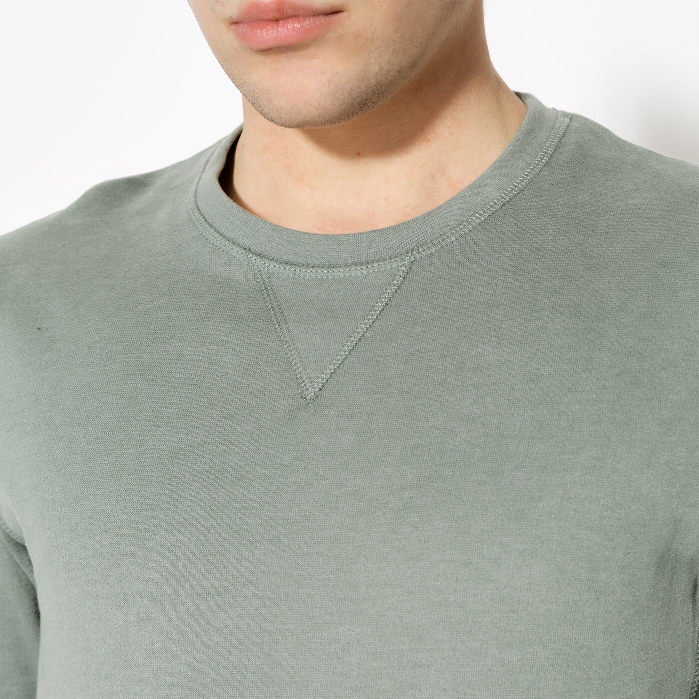 Мъжки суичър CONFRONT СУИТЧЪР FOND cfv17blm01001 цвят зелен