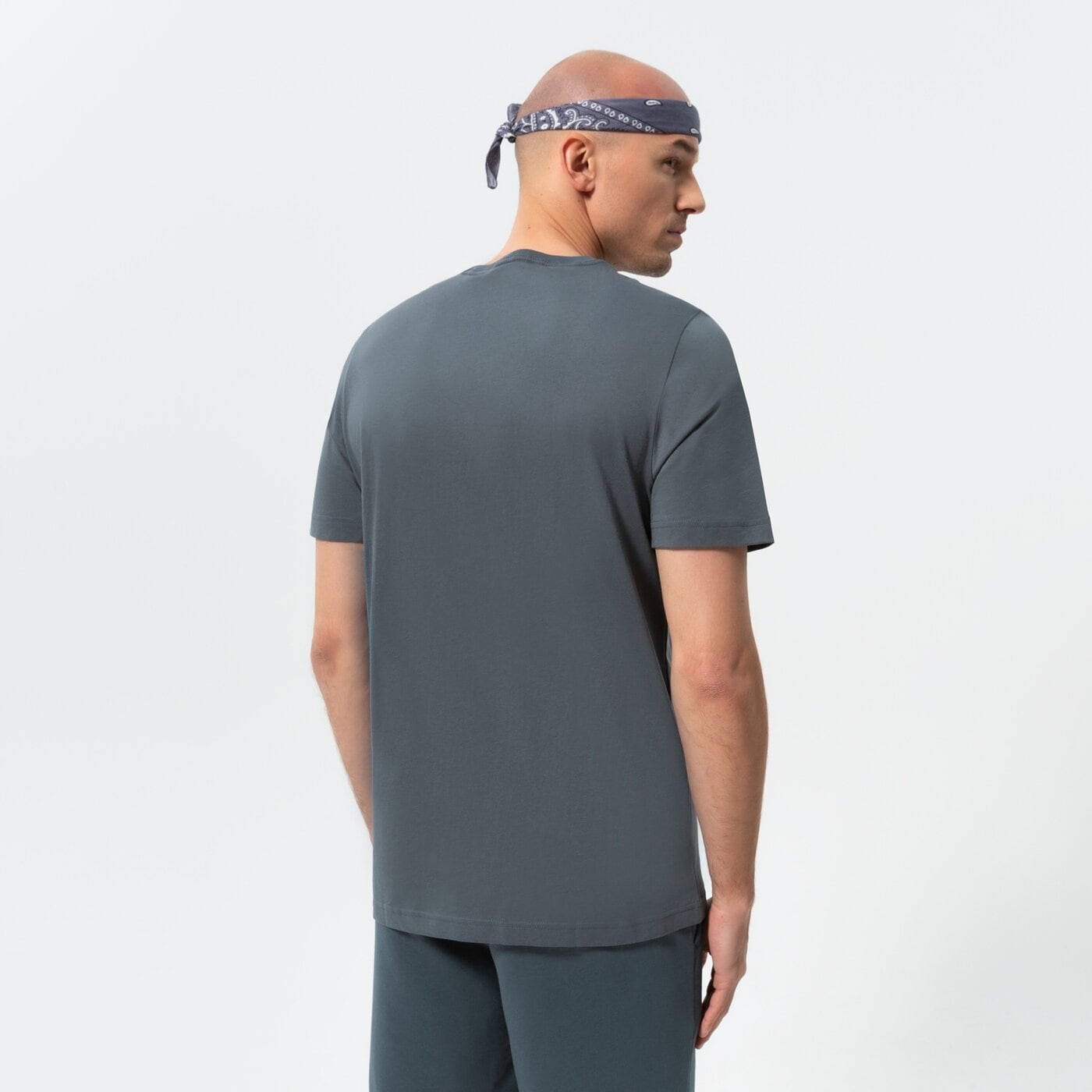 Мъжка тениска PUMA ТЕНИСКА ESS LOGO TEE (S) 586667 39 цвят тъмносин