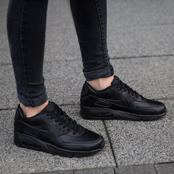 Детски маратонки NIKE AIR MAX 90 LEATHER (GS) 833412-001 цвят черен