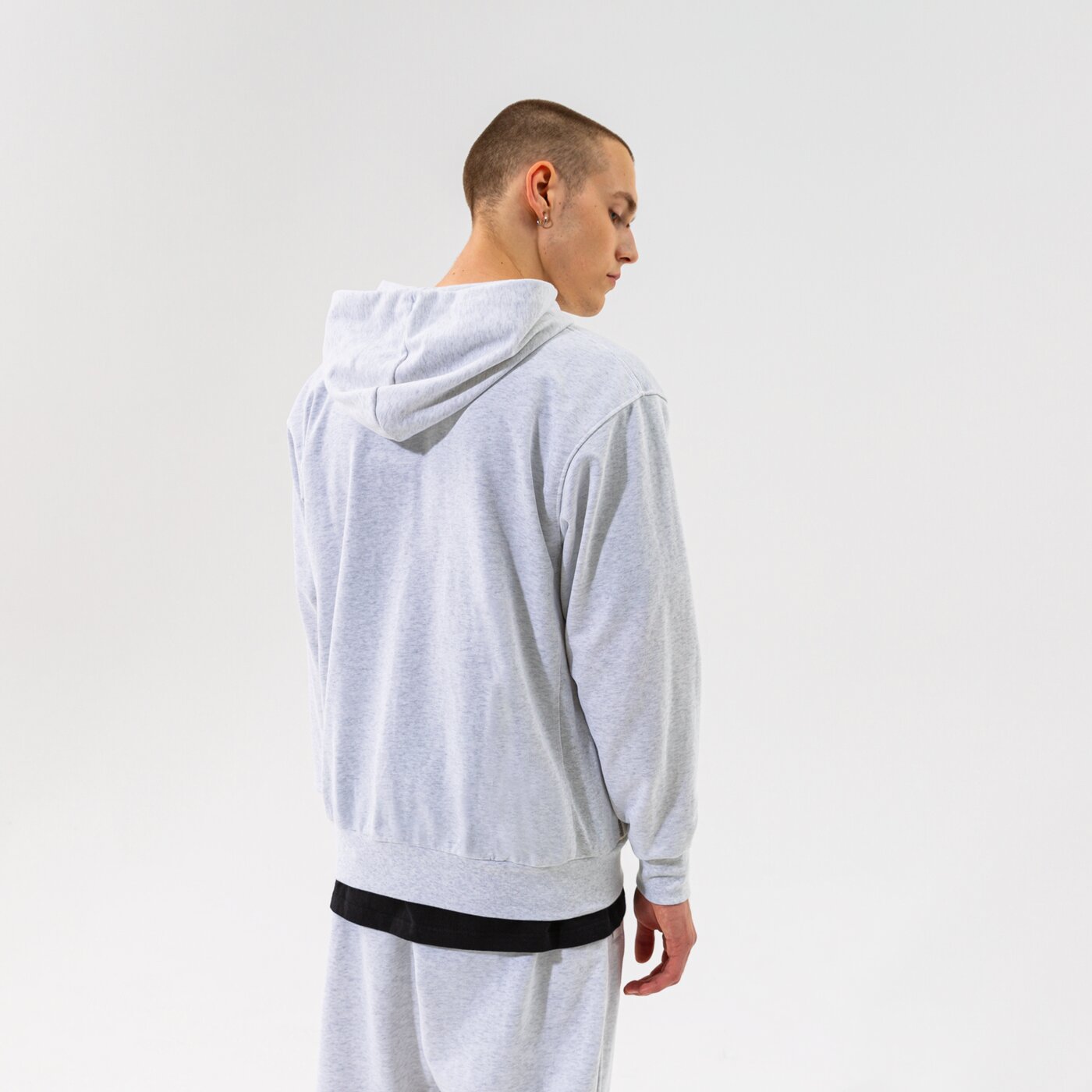 Мъжки суичър NIKE СУИТЧЪР СЪС ЗАКОПЧАВАНЕ С КАЧУЛКА BOS M NK DF STD ISSUE db1072-051 цвят сив