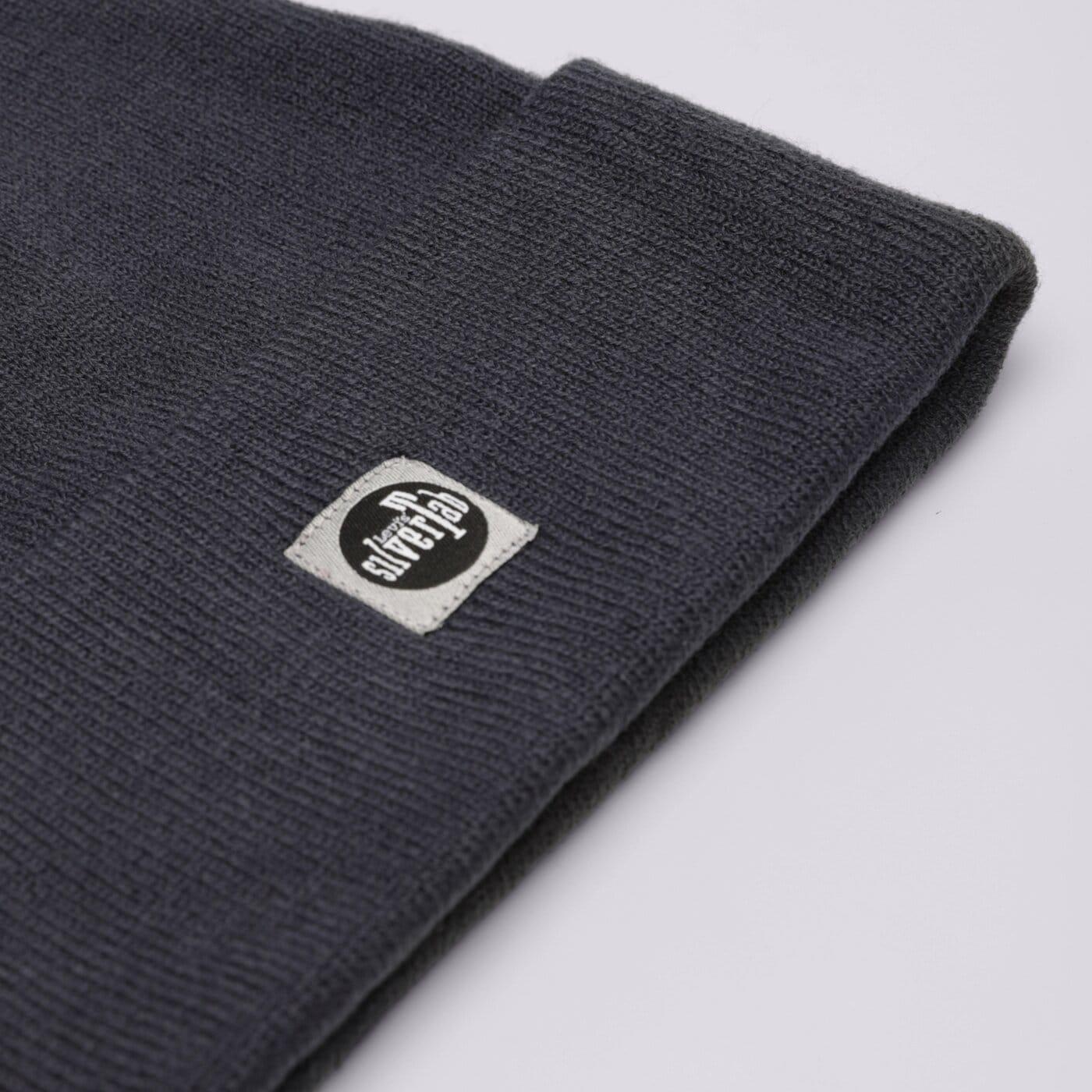 Дамска зимна шапка LEVI'S ШАПКА SILVERTAB BEANIE OV d7810-0001 цвят тъмносин
