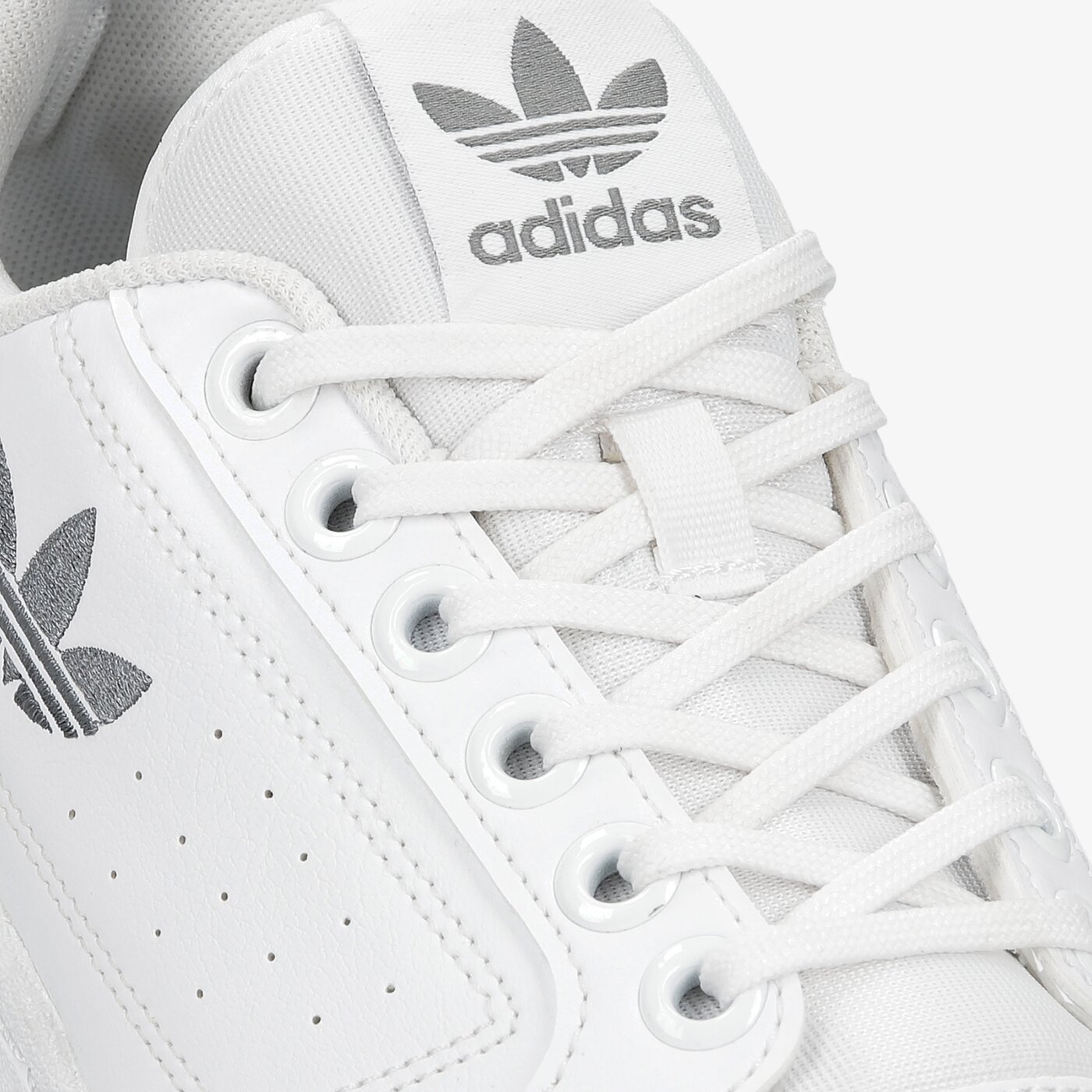 Дамски маратонки ADIDAS NY 90  fz2246 цвят бял