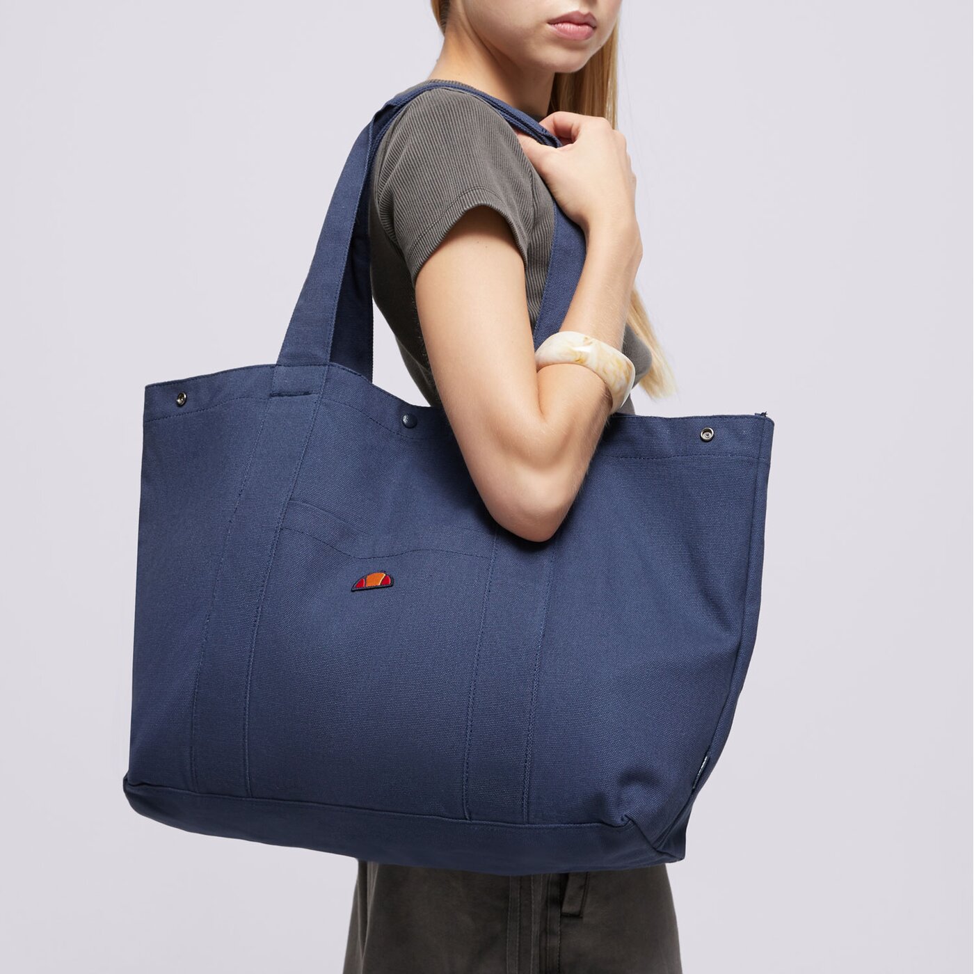 Дамски сак ELLESSE ЧАНТА SATALINI TOTE BAG NAVY saza3913429 цвят тъмносин