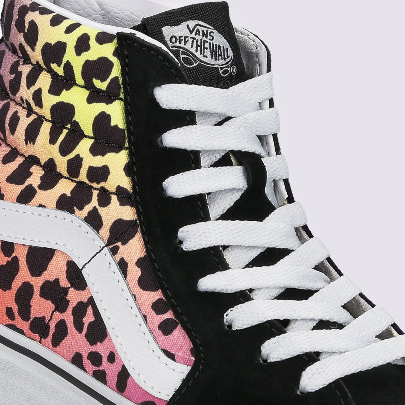 Дамски маратонки VANS UA SK8-HI  vn0a4bv62121 цвят черен