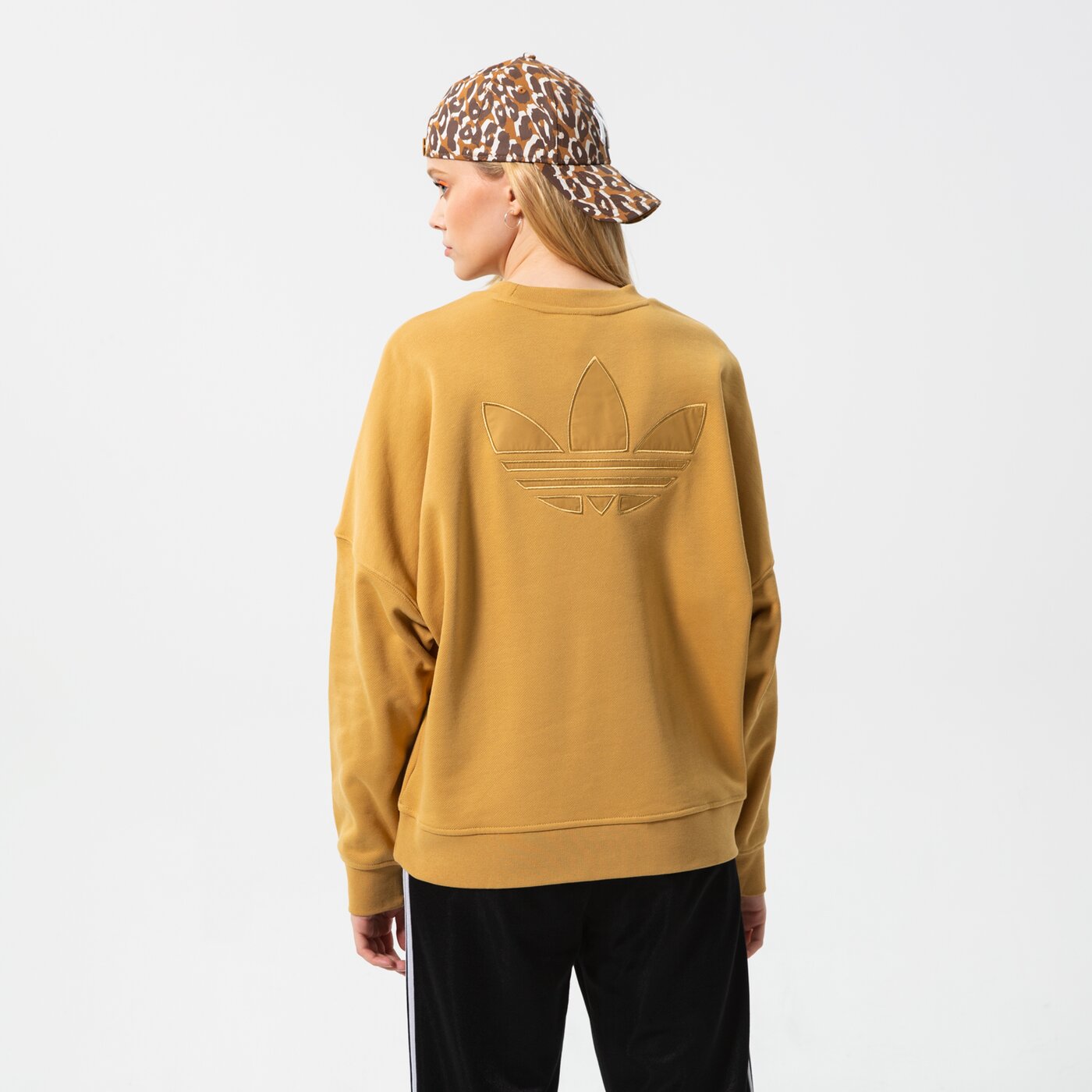 Дамски суичър ADIDAS СУИТЧЪР TREFOIL SWEATER he4748 цвят горчица