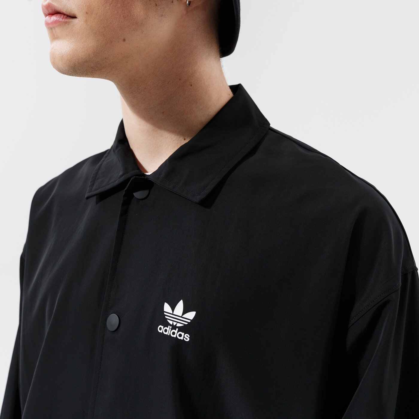 Мъжко преходно яке ADIDAS ЯКЕ COACH JACKET h09129 цвят черен