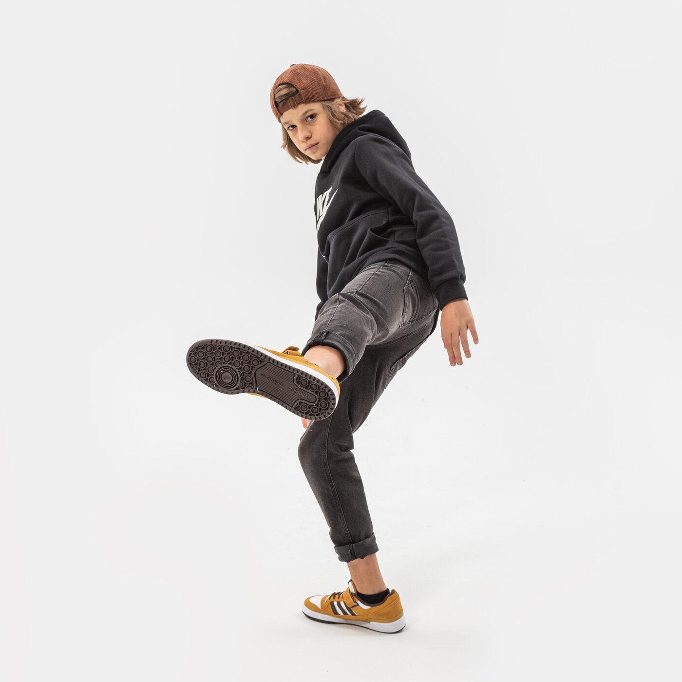 Детски суичър NIKE СУИТЧЪР С КАЧУЛКА B NSW NIKE AIR PO HOODIE BOY dm8109-010 цвят черен