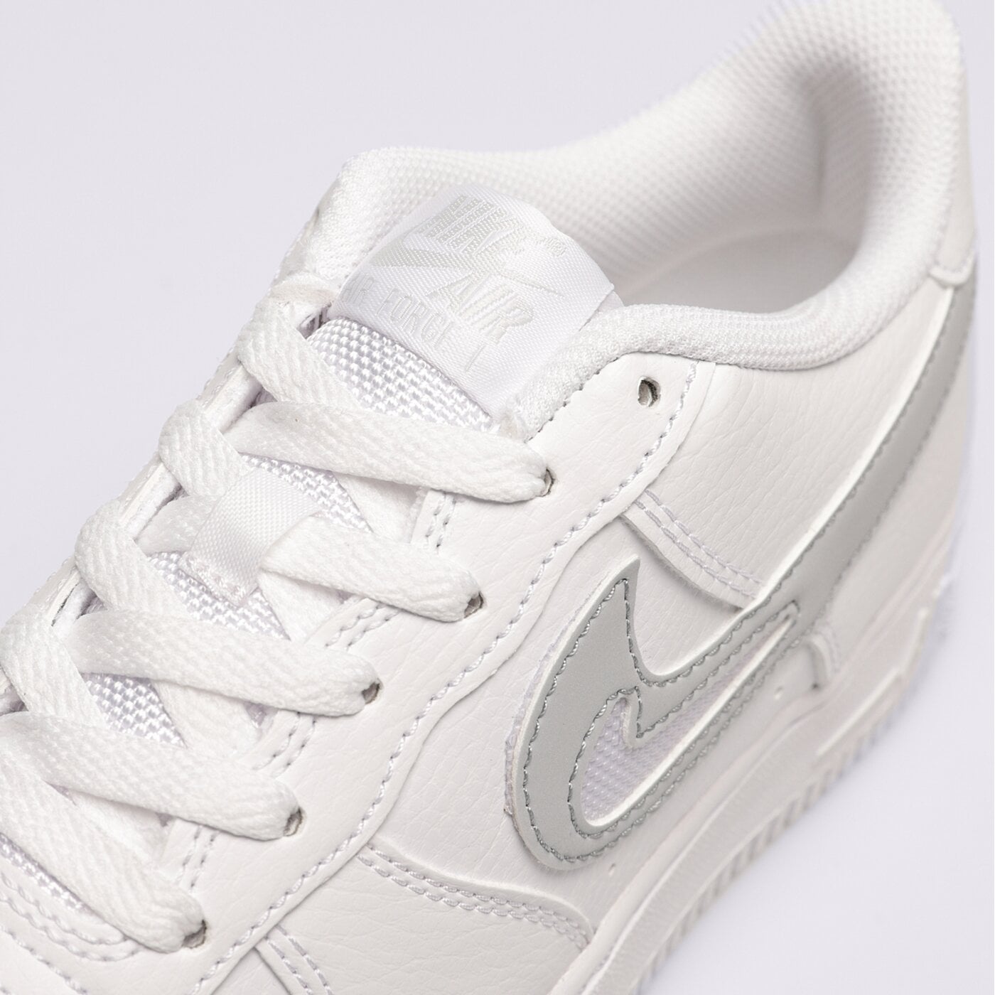 Детски маратонки NIKE AIR FORCE 1 fq2413-100 цвят бял