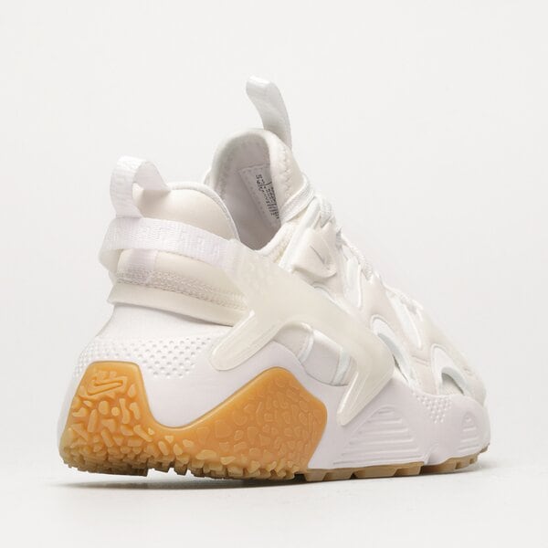 Дамски маратонки NIKE AIR HUARACHE CRAFT dq8031-101 цвят бял