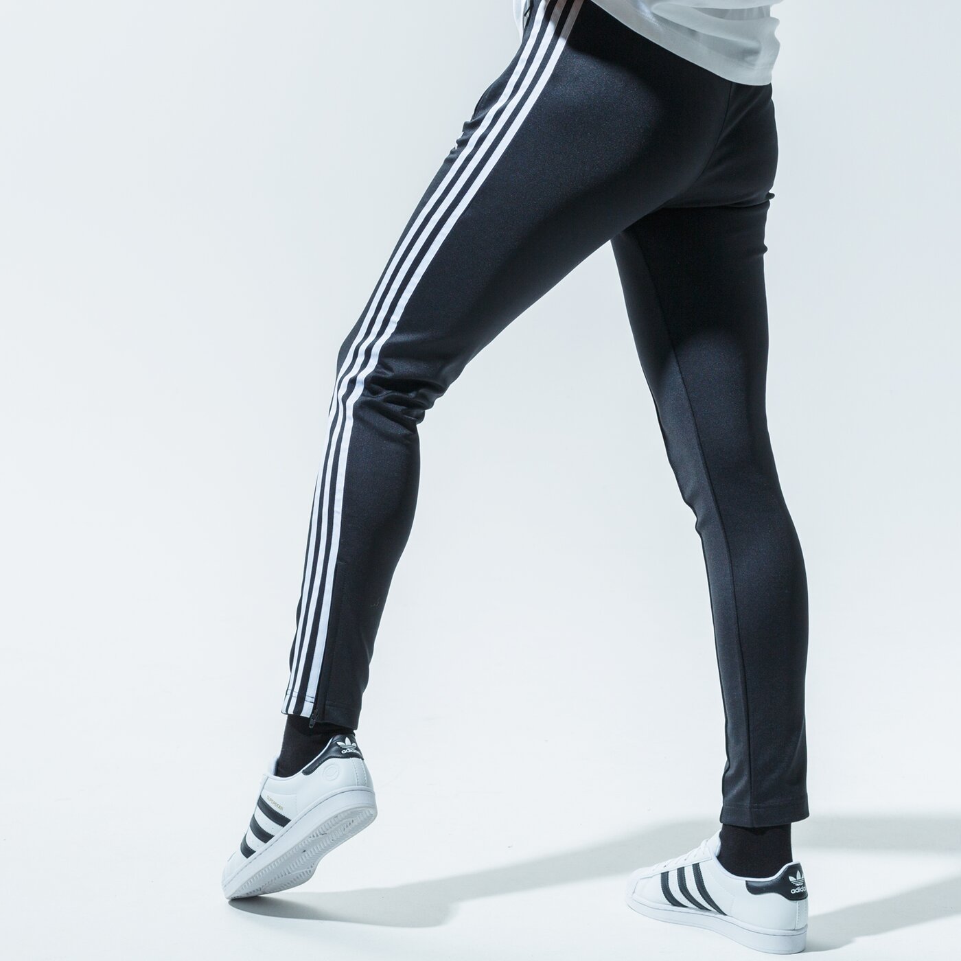 Дамски панталони ADIDAS SS TRACK PANTS  gd2361 цвят черен