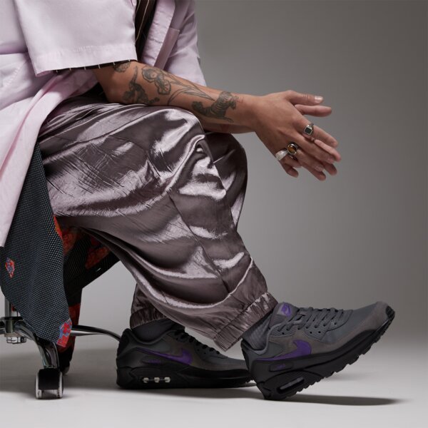 Мъжки маратонки NIKE AIR MAX 90  if0670-004 цвят черен