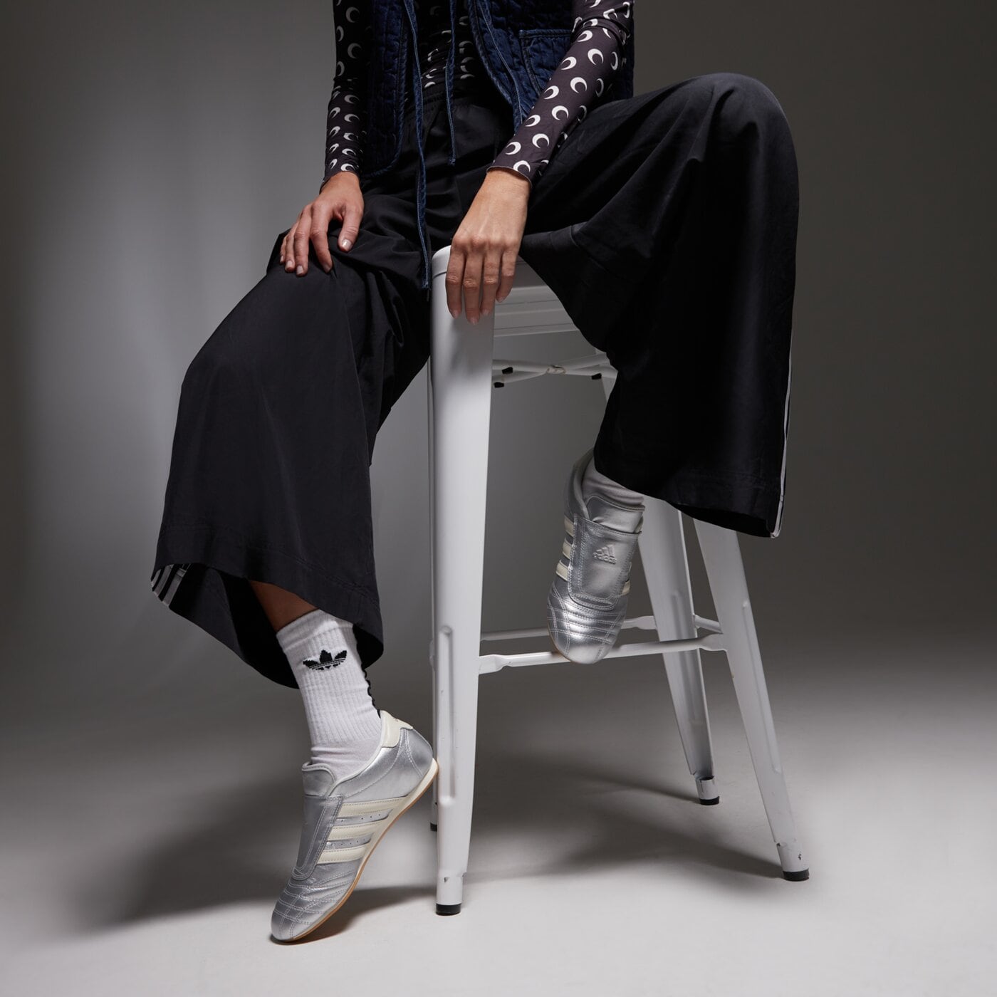 Дамски маратонки ADIDAS TEAKWONDO js4023 цвят сребърен