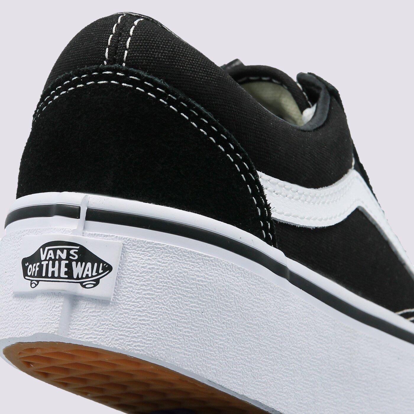 Дамски маратонки VANS UA OLD SKOOL PLATFORM OLD SKOOL vn0a3b3uy281 цвят черен
