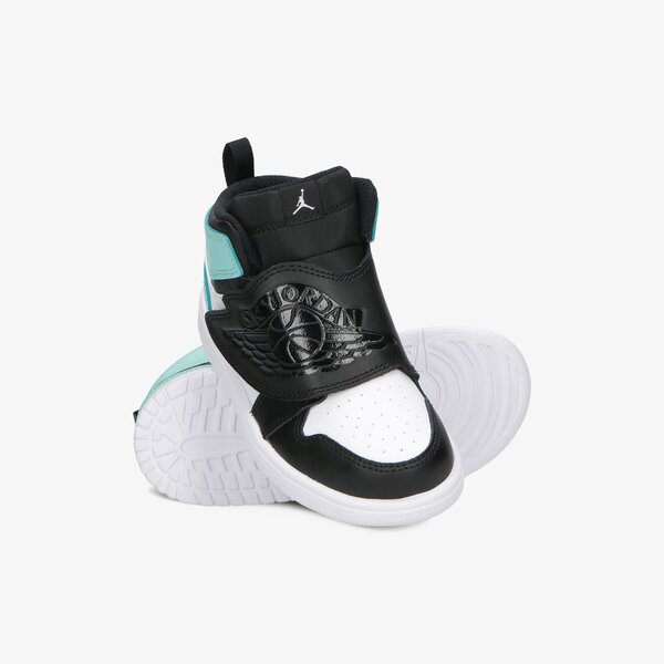 Детски маратонки SKY JORDAN 1  bq7196-032 цвят син