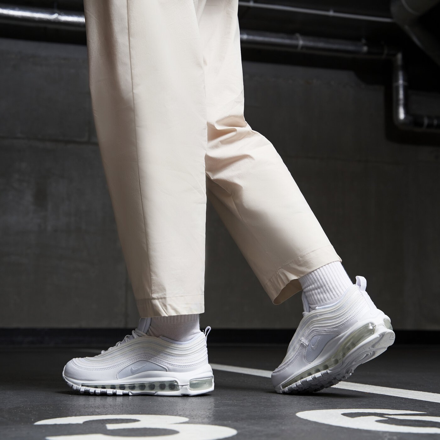 Дамски маратонки NIKE AIR MAX 97 dh8016-100 цвят бял