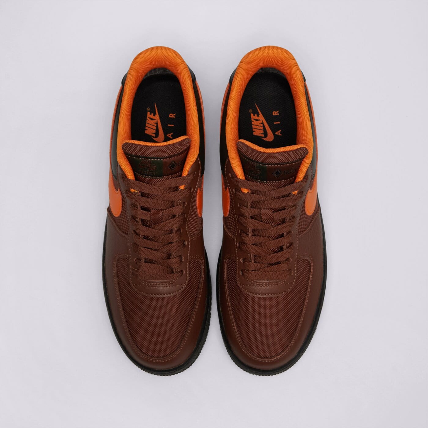 Мъжки маратонки NIKE AIR FORCE 1 GTX ck2630-201 цвят кафяв