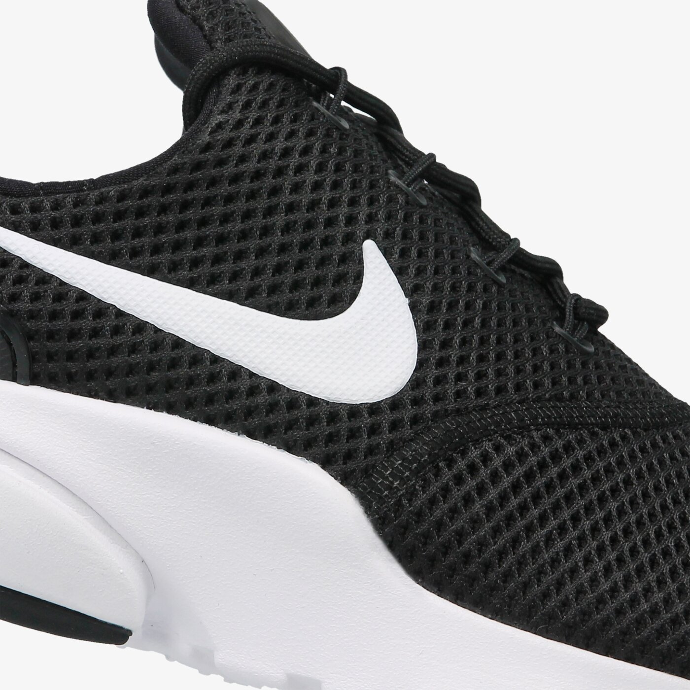 Дамски маратонки NIKE WMNS NIKE PRESTO FLY 910569-006 цвят черен