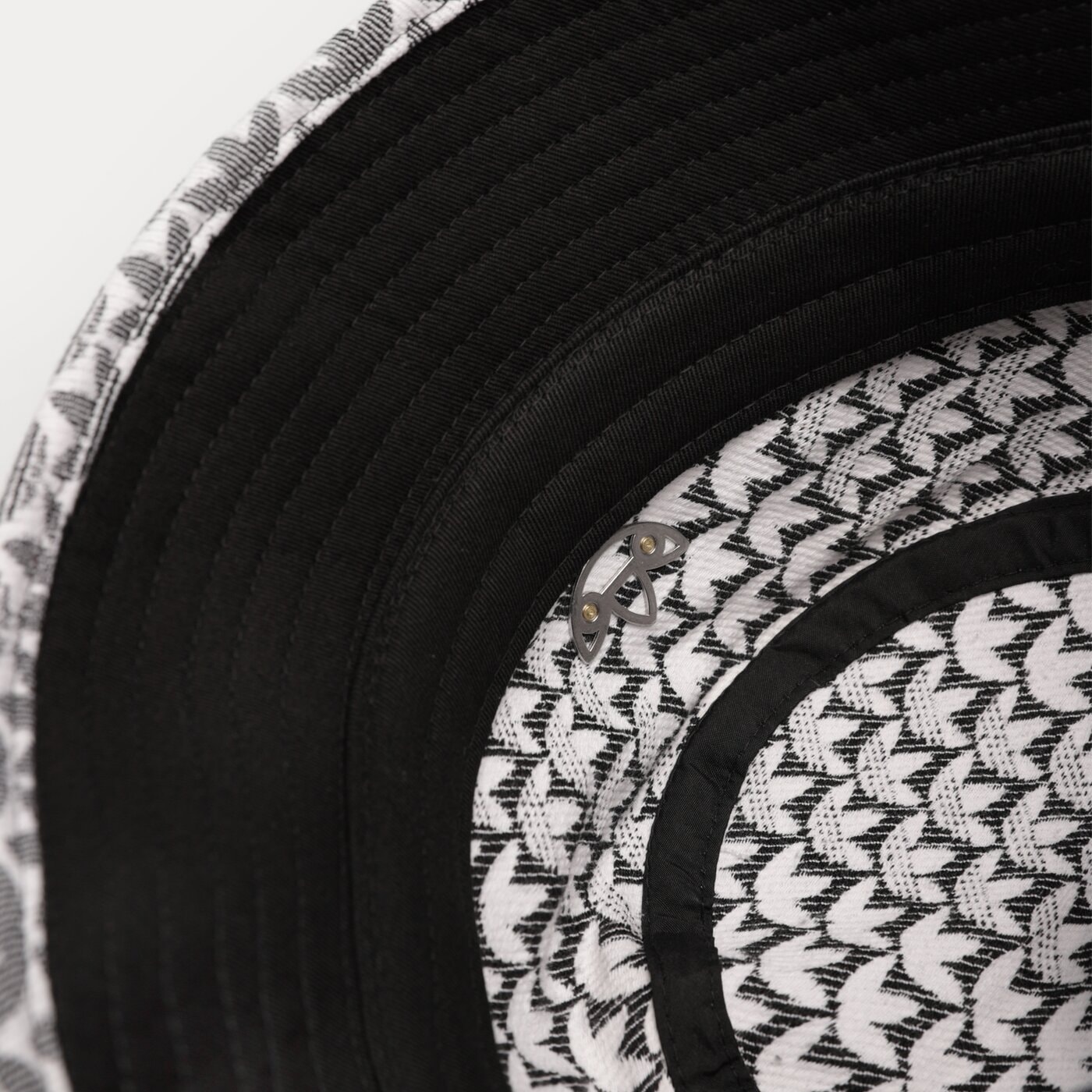  ADIDAS ШАПКА ИДИОТКИ ic2153 цвят многоцветен