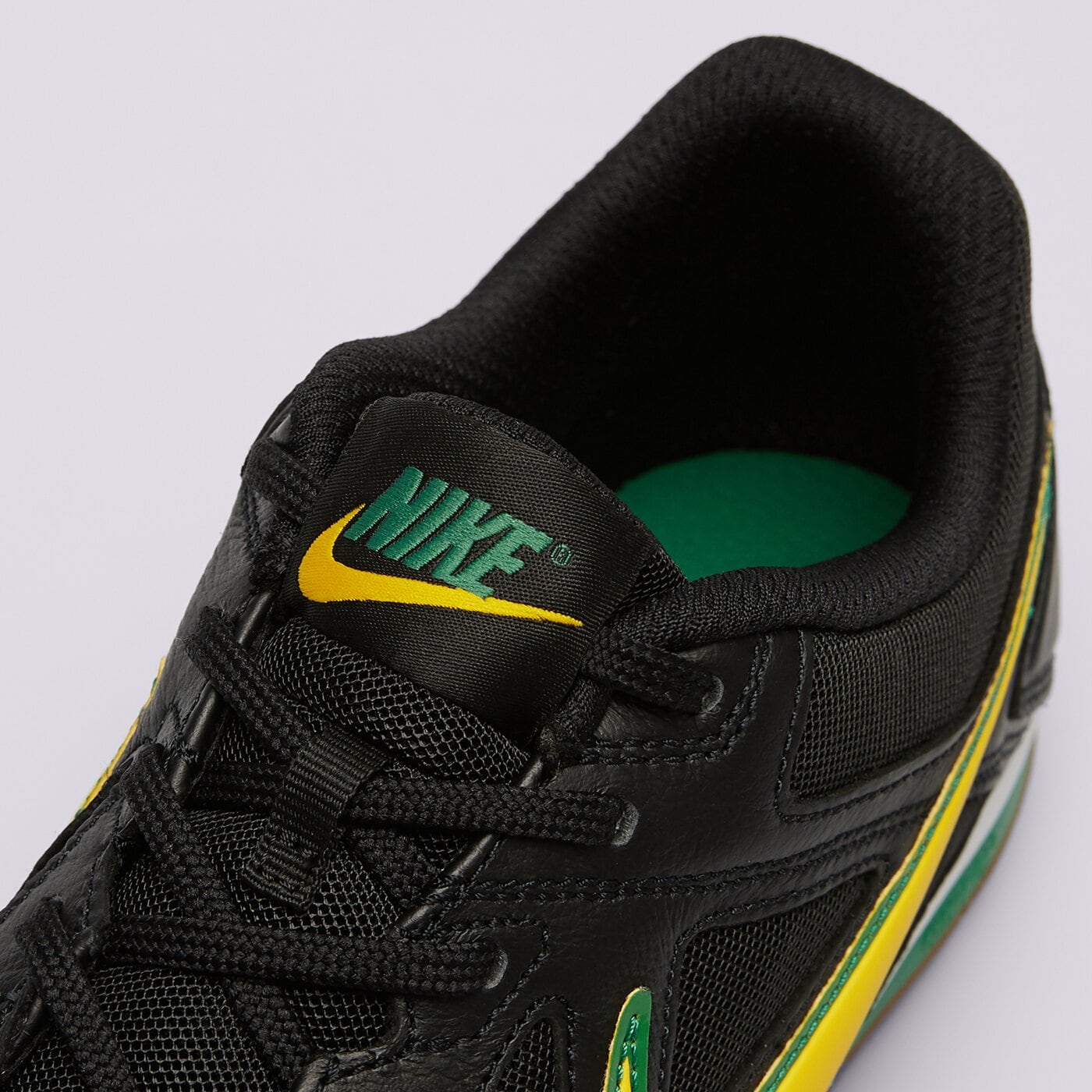 Мъжки маратонки NIKE GATO ib8509-001 цвят черен